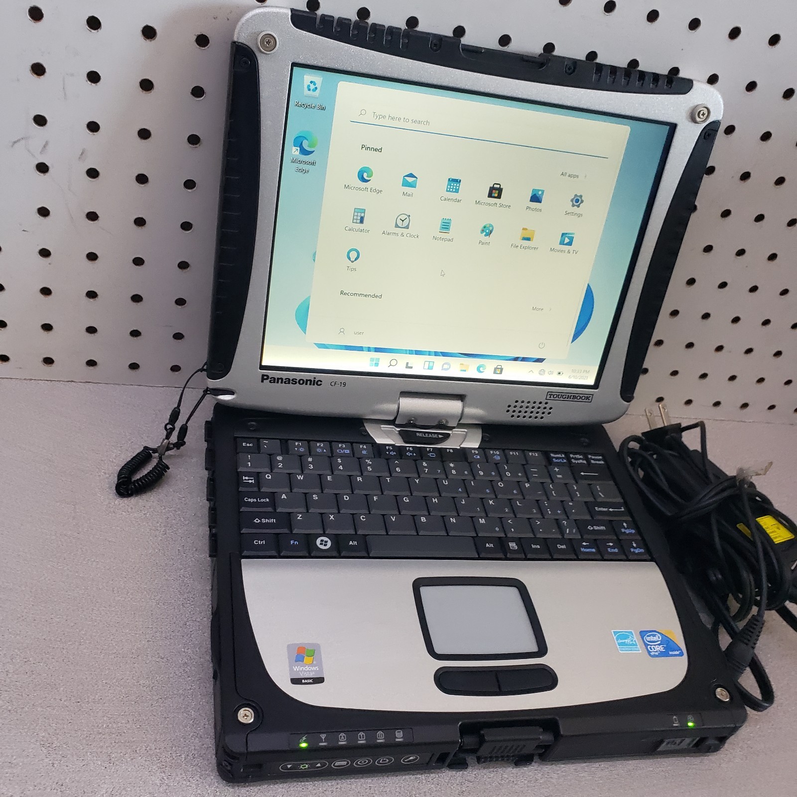 Panasonic CF-19 Only 10 Hours Core 2 U9300 1.20GHZ, 4GB, RAM WIN 11 -128GB SSD