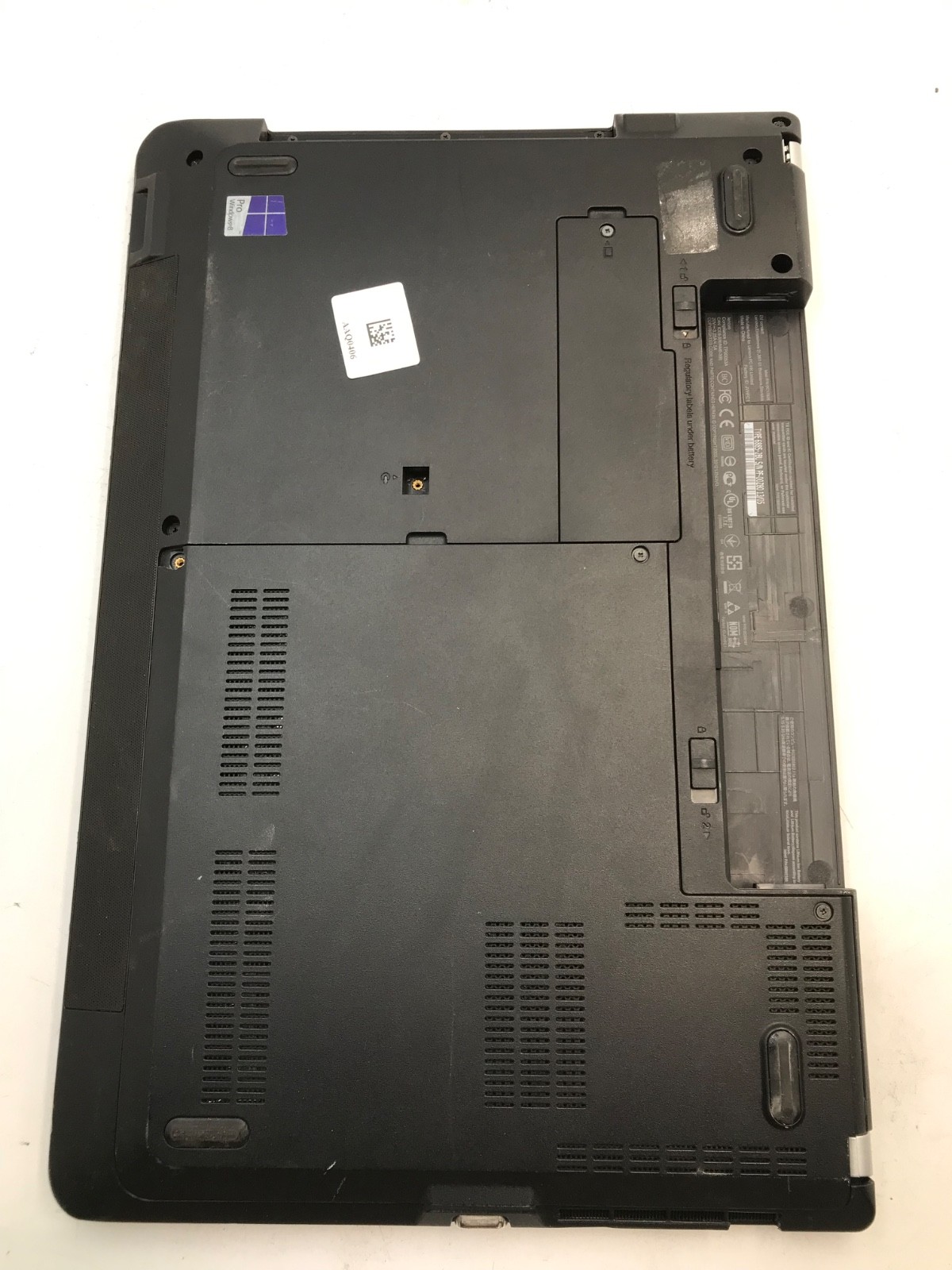 Lenovo ThinkPad E531 Intel i5-3230M 15″ -BOOTS/BROKEN DISPLAY