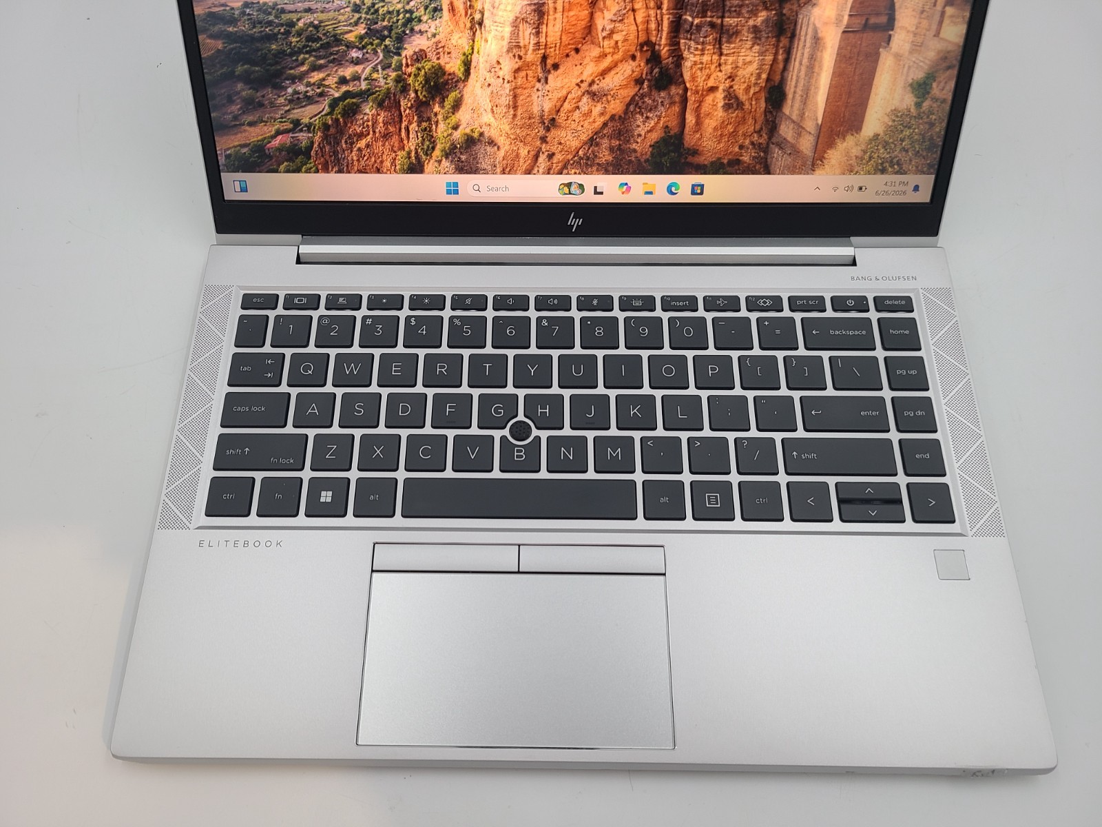 HP EliteBook 840 G8 i7-1165G7 2.80GHz 16GB Ram 256GB SSD Win 11 Pro