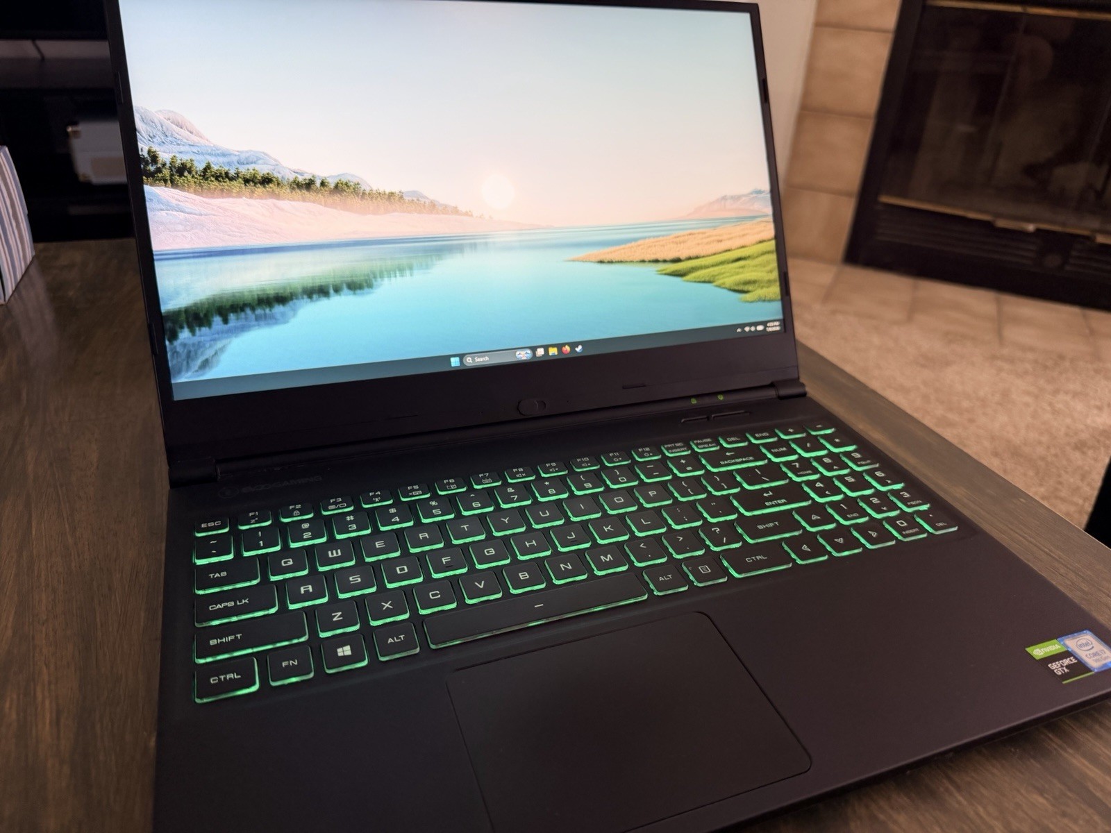 Gaming Laptop i7-9750H 16GB Ram 256GB SSD GTX 1660 Ti 6gb 144hz EVOO EG-LP5 15.6