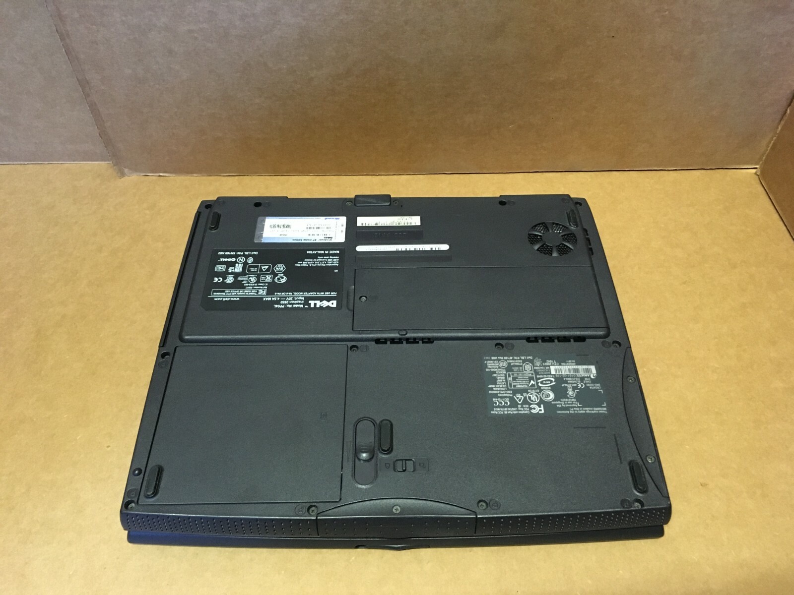Dell Inspiron 2650 Laptop 1.50 GHz 18.6GB HDD 512MB RAM Windows XP Office 2000