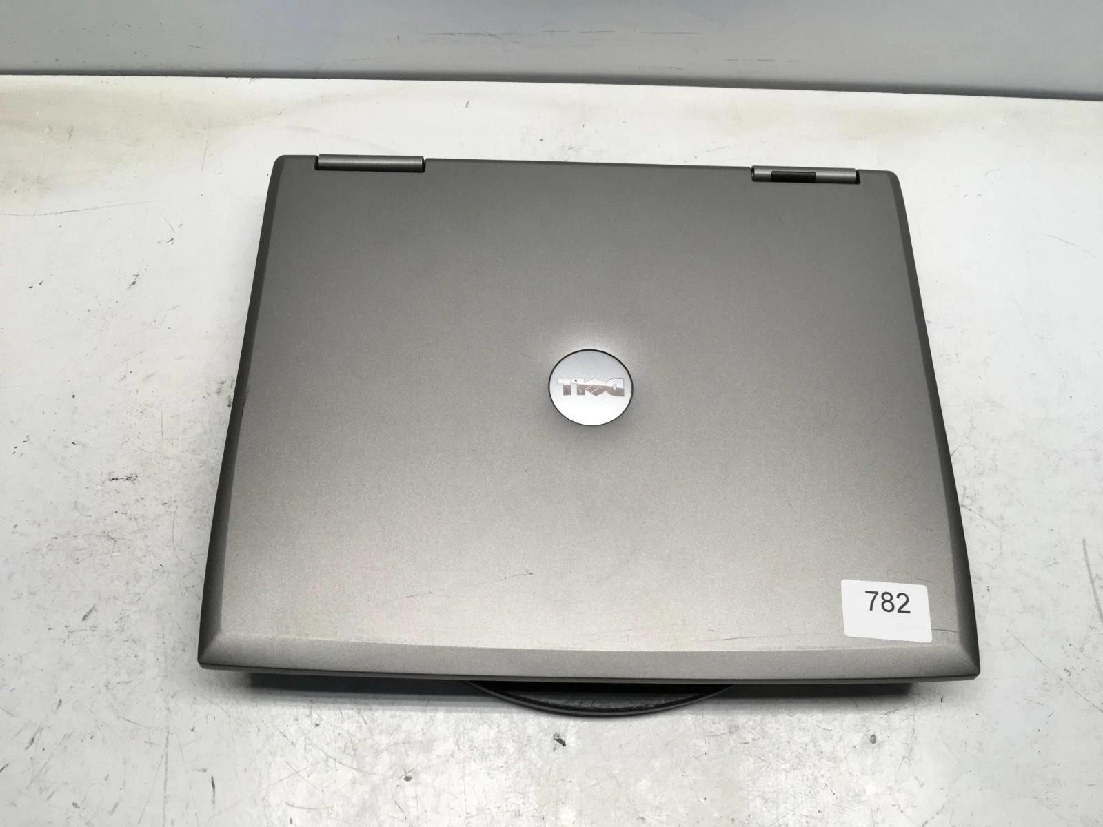 Dell Latitude D505 Intel Pentium M 1.6GHz 512 MB NO HDD, NO OS, NO CHARGER