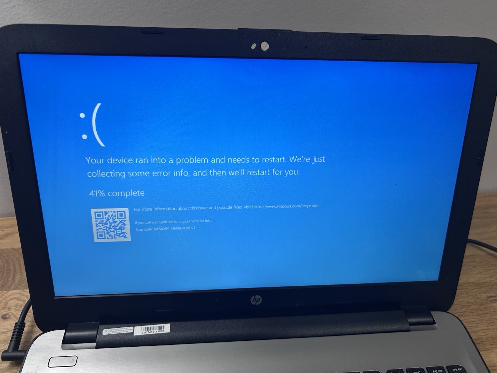 HP 15-ay041wm 15″ 250GB Laptop Intel Core i3-1115G4 8GB RAM Bad Keyboard / Ram