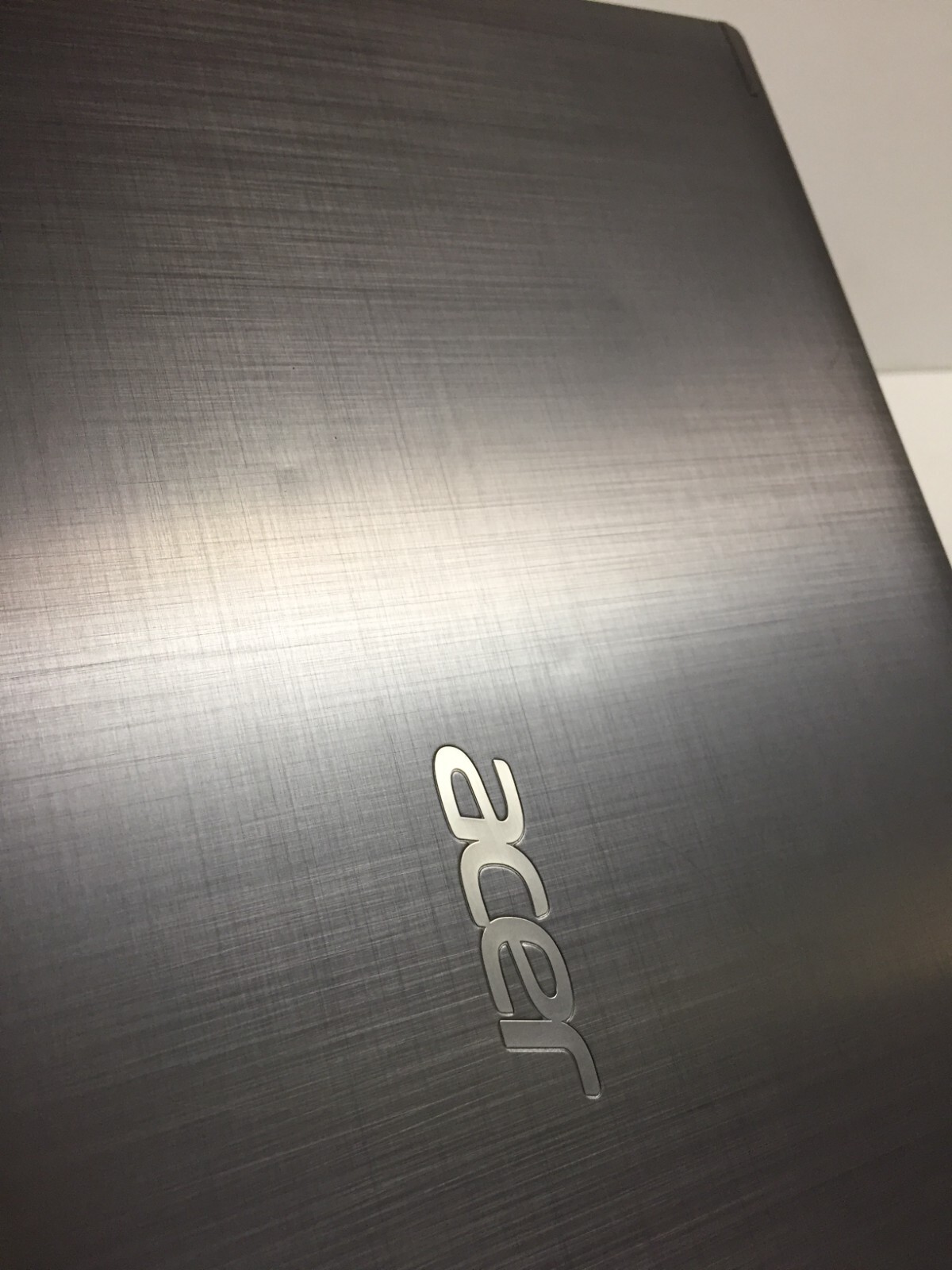 Acer Spin SP513-52N 13.3 Touchscreen Laptop/Intel i7-8550U/8GB RAM/256GB SSD/W10