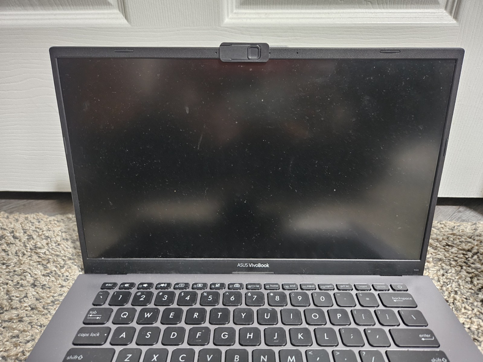 ASUS VIVOBOOK F412D
