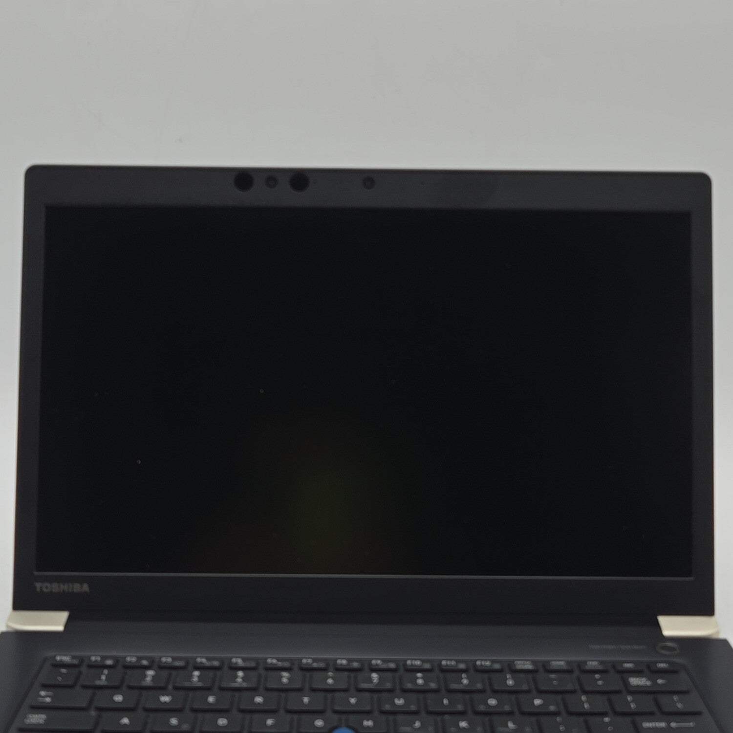 Toshiba Tecra X40-E X40-E 14″ i7-8650U 1.9GHz 16GB RAM 512GB SSD