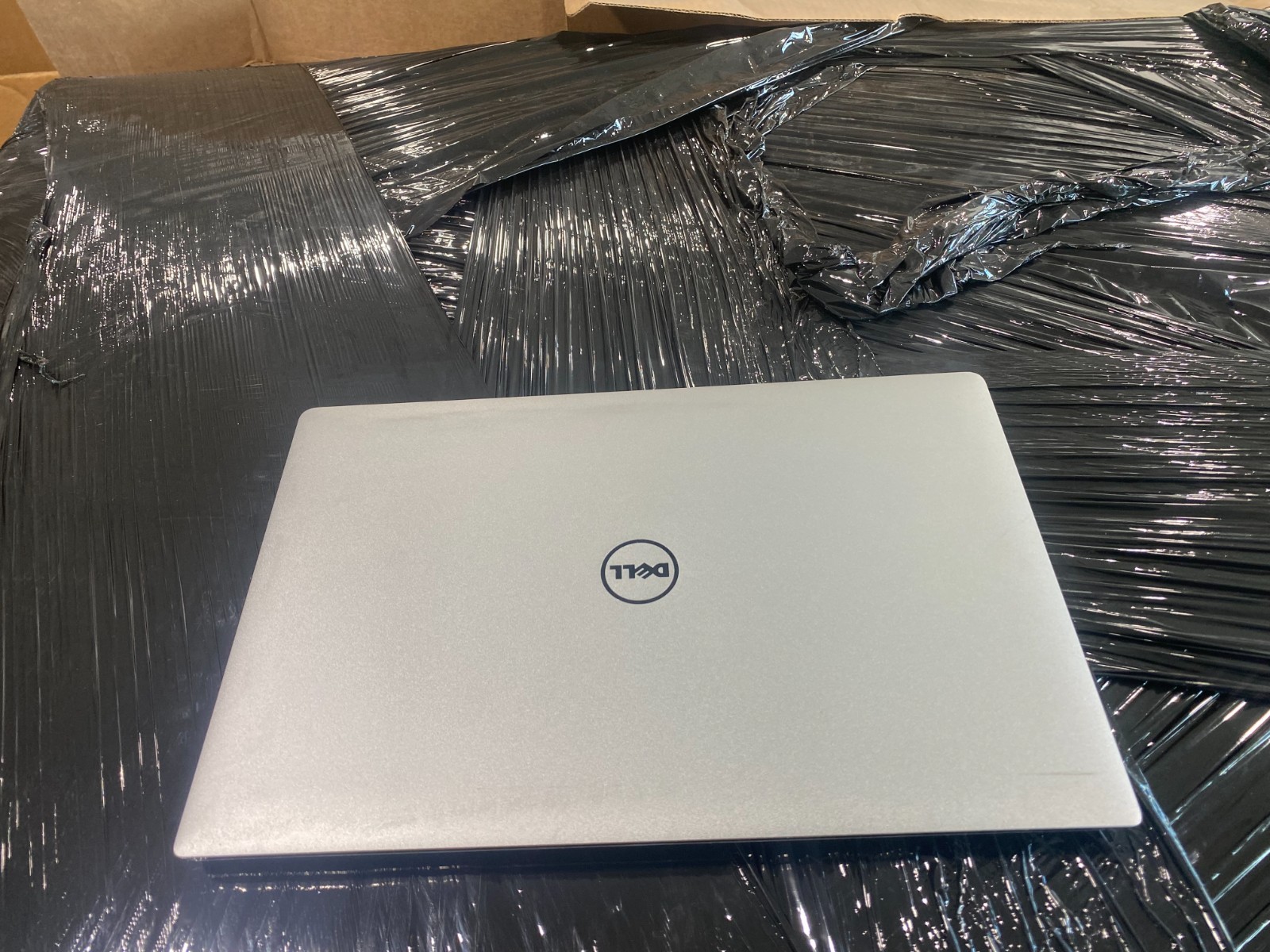 Dell Precision 5510 Intel i7-6TH GEN, NO RAM, NO SSD, NO BATTERY / no charger