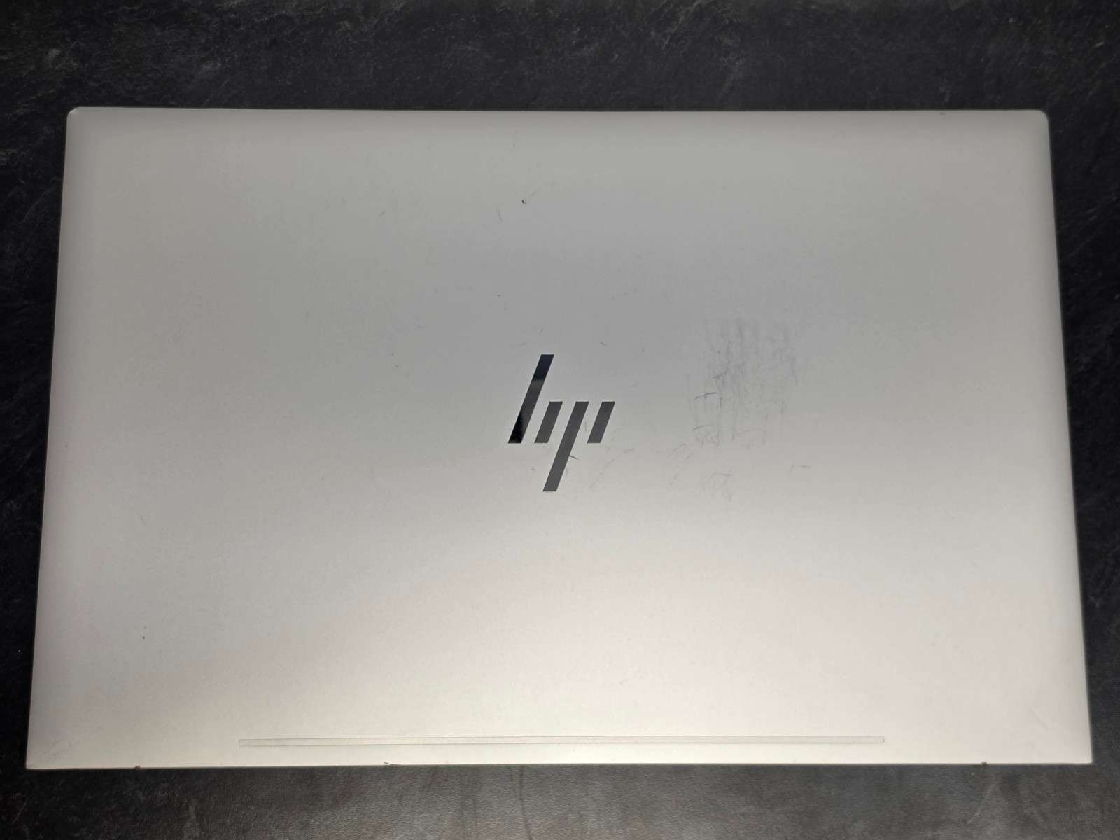 HP Envy 17m-ce0013dx – i7-8565U, 16GB RAM, 512GB SSD, NVIDIA MX 250, Touchscreen