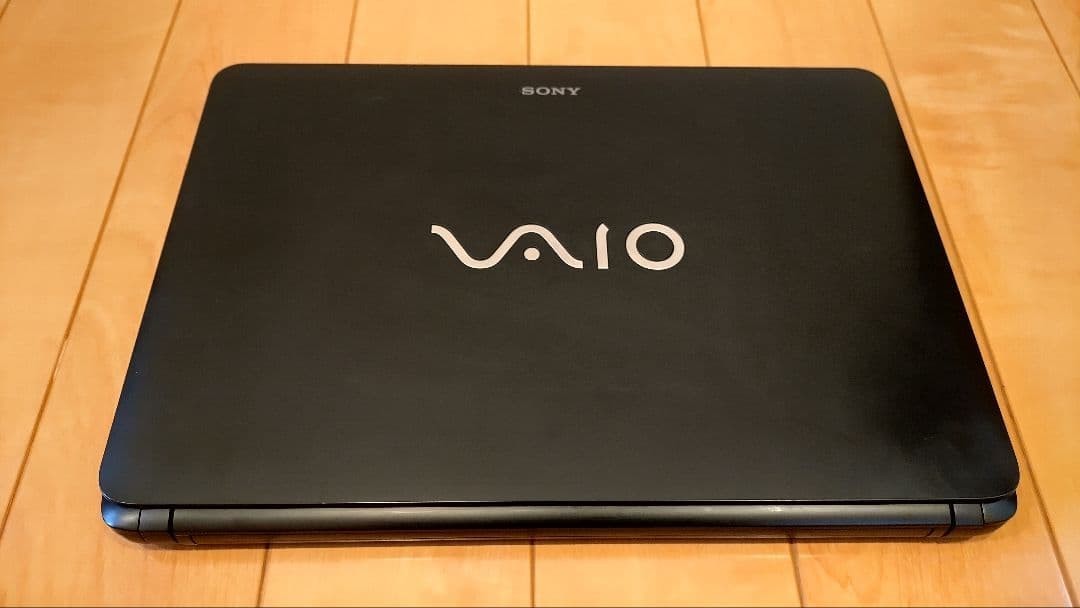 SONY VAIO SVF143B18N Tested Core i7-4500U 4GB 160GB Win10 Laptop w/ AC