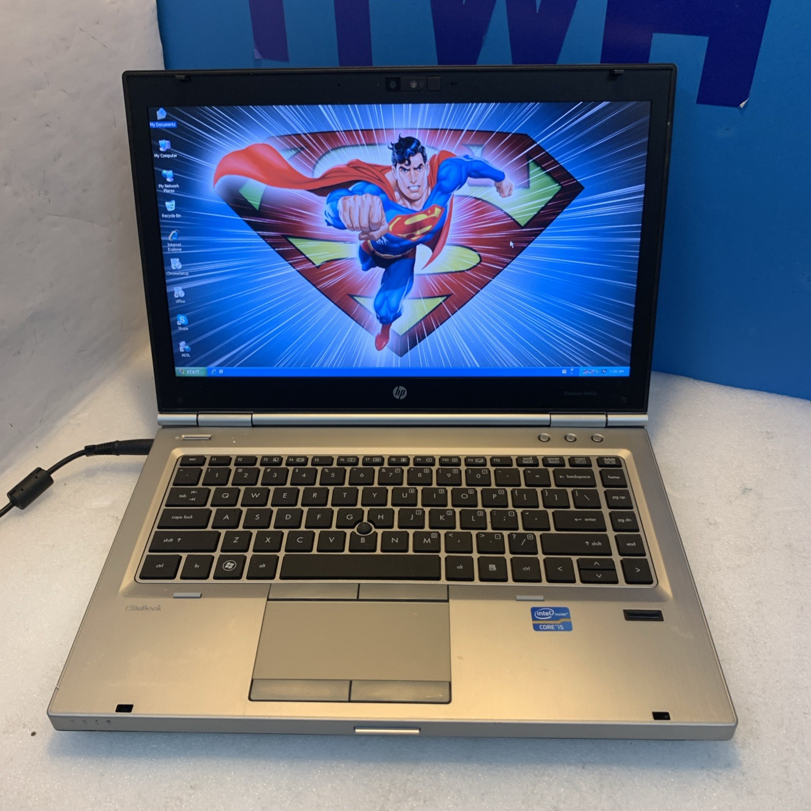 🔥 HP Elitebook 8460p 14″ CPU 4GB FireWire DP WiFi Bluetooth Webcam Win XP SP3