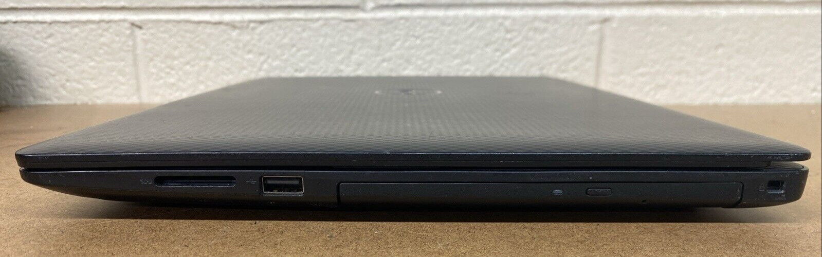 Dell Inspiron 3585 15.6″ Laptop AMD Ryzen 3 2300U 240GB SSD 8GB RAM Windows 11
