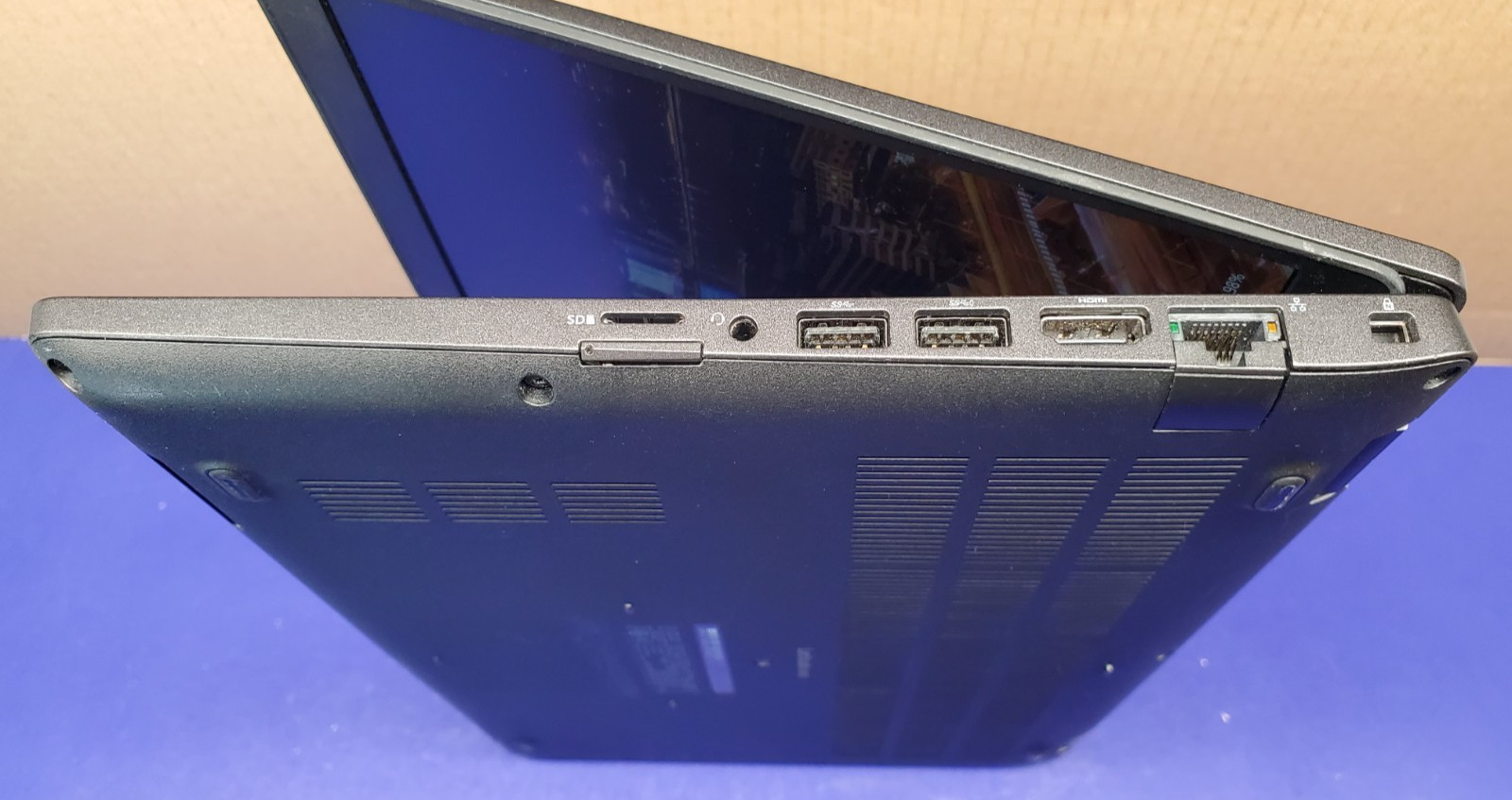 Dell Latitude 5400 i7-8665U 1.90Ghz 16GB 512GB SSD 14″ *Professionally Restored*