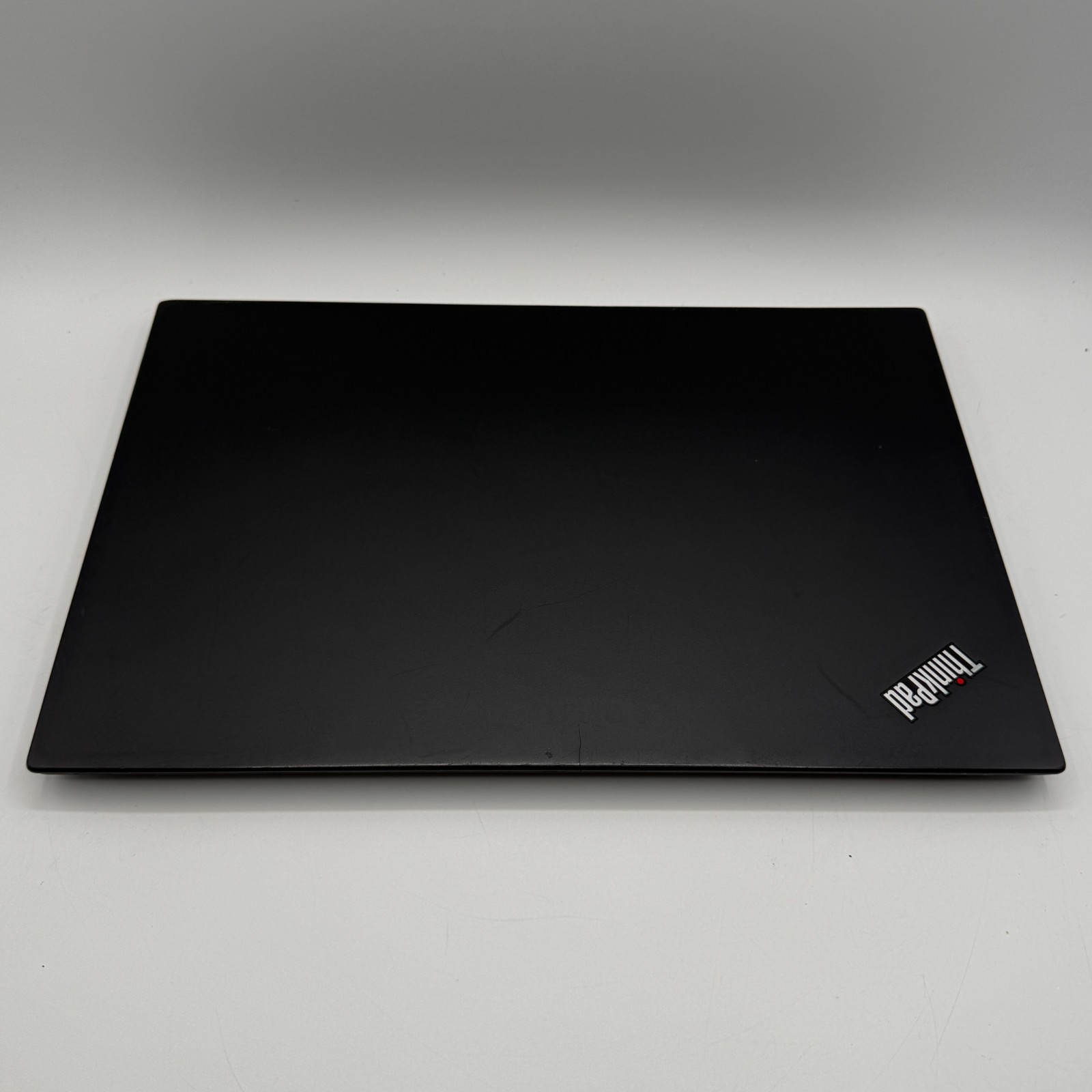 Lenovo ThinkPad T490s 14″ i7-8565U 16GB RAM 256GB SSD Win11 Pro Fingerprin Fair