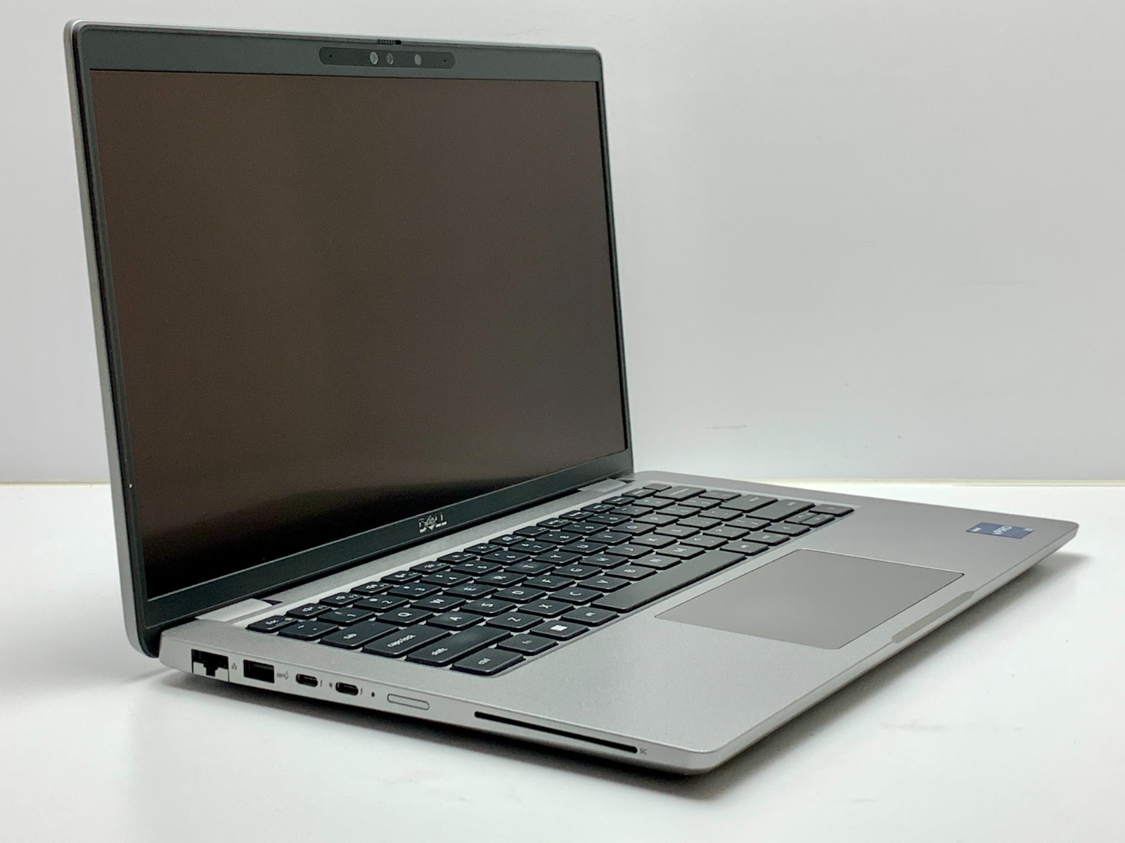 Dell Latitude 5440 | i7-1365U | 16GB RAM | 256GB NVMe | LINUX