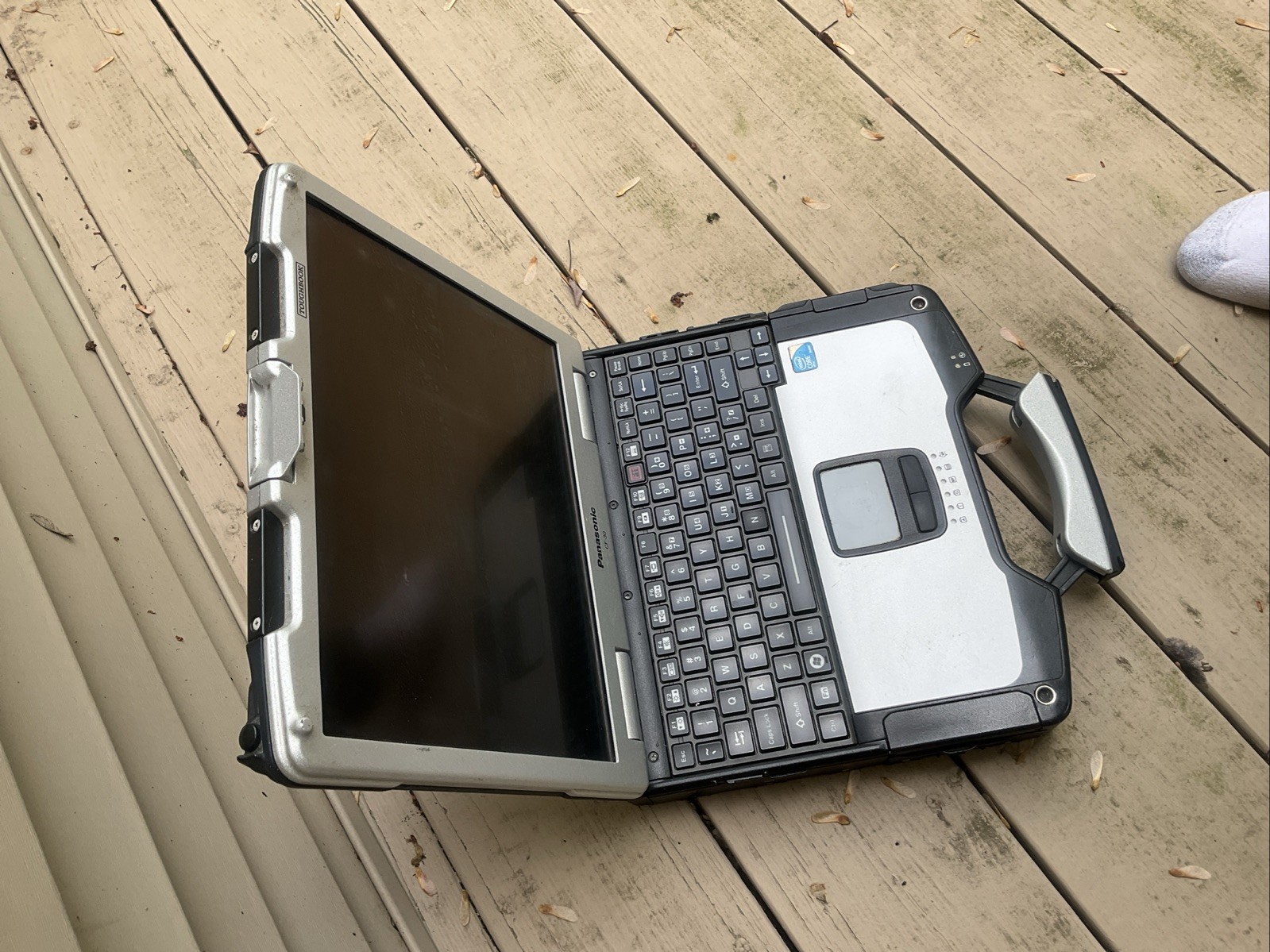 PANASONIC CF-30 TOUGHBOOK 1.66GHZ LAPTOP CF30 RUGGED TOUGH BOOK BACKLIT WIN XP