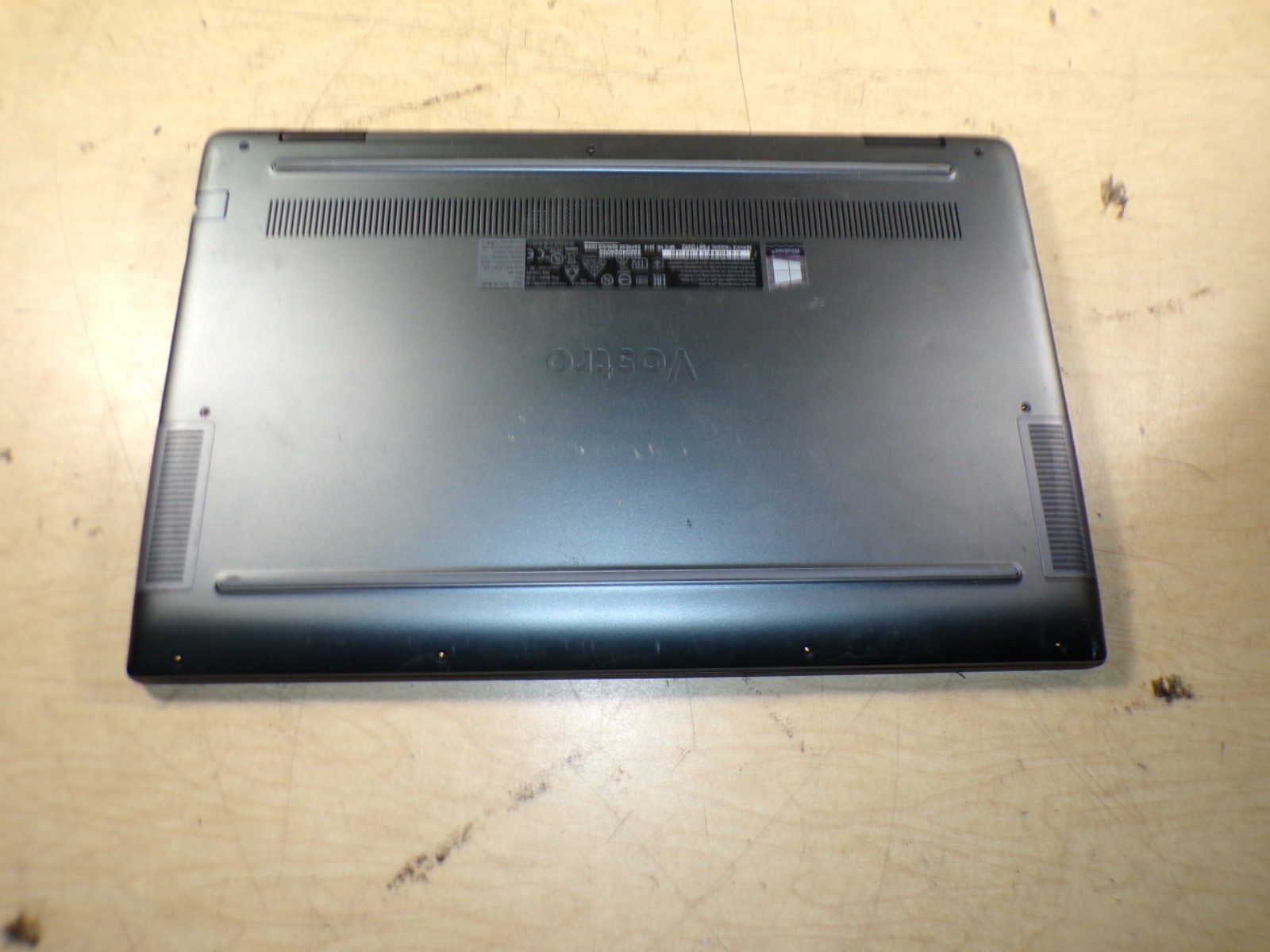 DELL VOSTRO 5590 INTEL CORE I5-10210U 16GB RAM **NO HD/ NO CADDIE/ NO OS