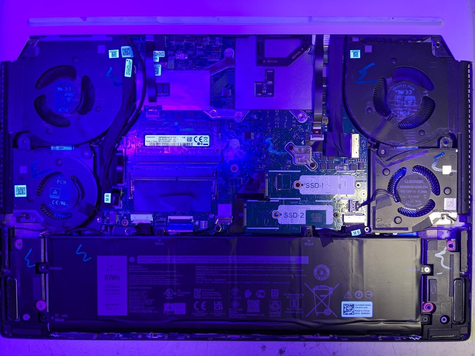 DELL ALIENWARE X17 R1 i7-11800H @ 2.30GHz, 8GB RAM, NO HDD/OS – (FOR PARTS)
