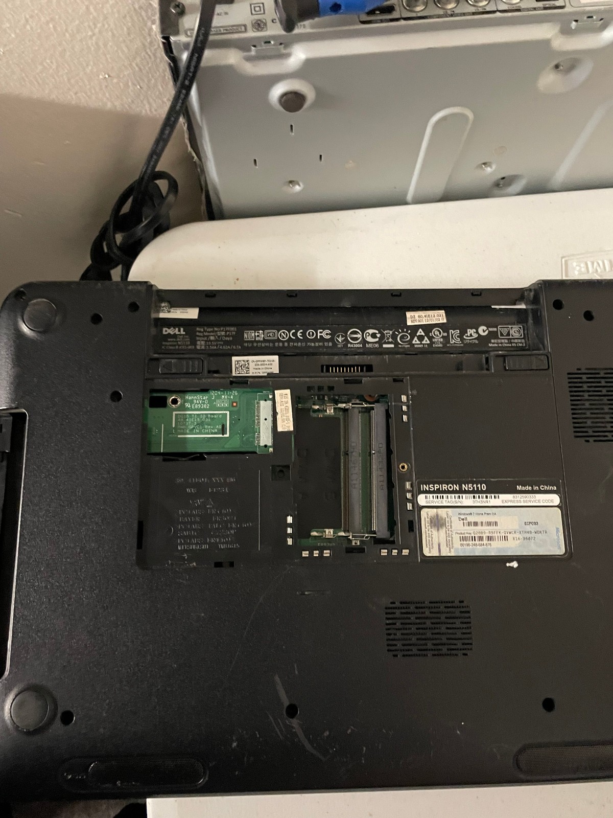 Lot of 3 Dell laptops: Vostro 1520, Inspiron M5030, N5110 Fix/repair wholesale