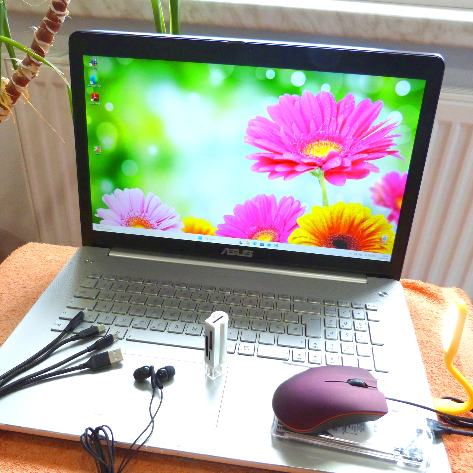Asus N750 VivoBook Premium METAL 17″ FULLHD BLURAY l SSD Windows 11 QUAD i7