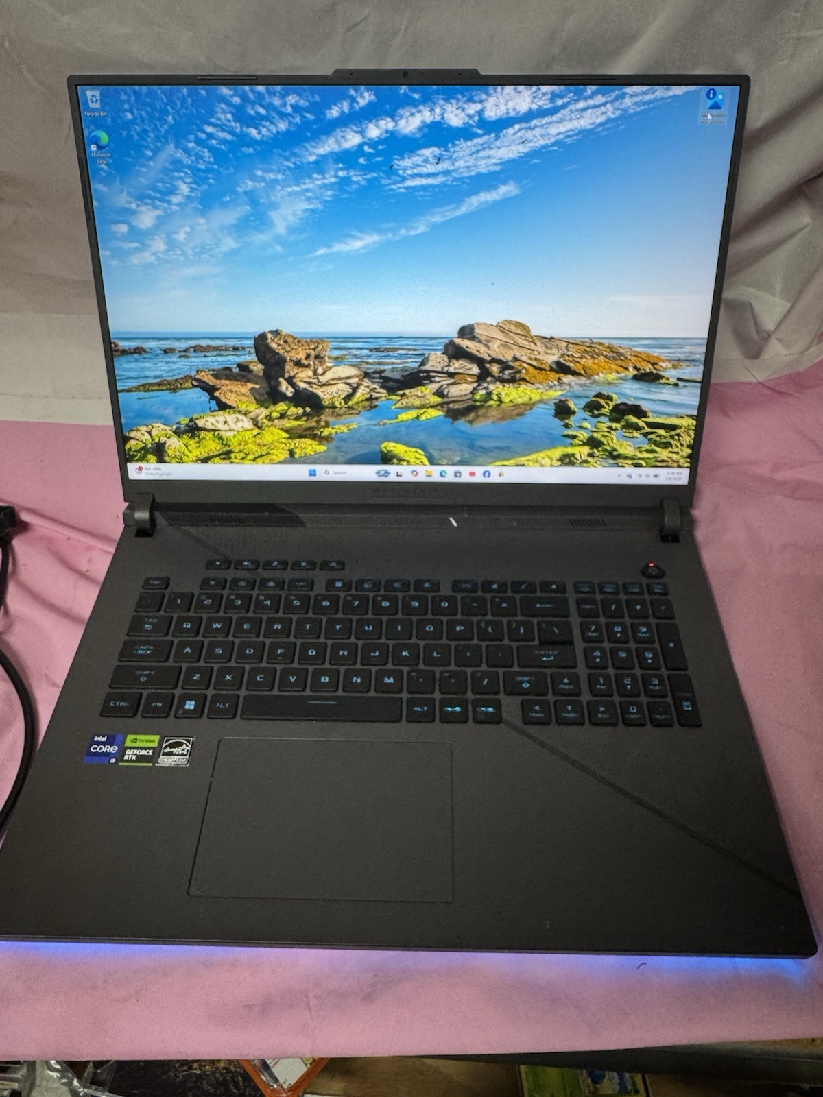 Asus G814JVR-IS96 18″ QHD+ IPS Intel i9-14900HX RTX 4060 32GB DDR5 1TB SSD Key