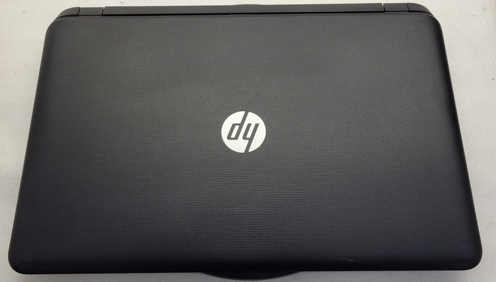 HP NoteBook 17-pl161dx A10-7300 R6 1.90GHz 6GB 256GB SSD No OS/HDD