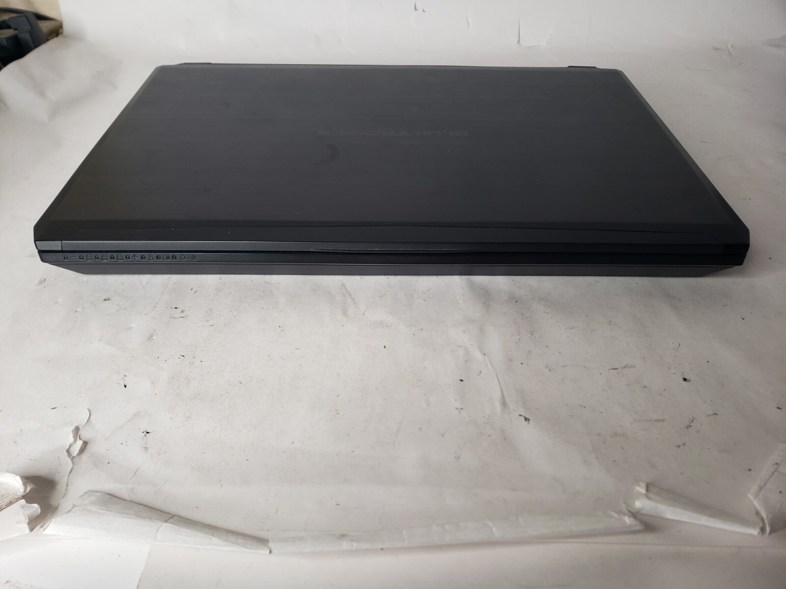 Eluktronics Clevo Gaming Laptop P650RG-G i7-6820HK GTX 980M 64GB RAM 2TB NVME