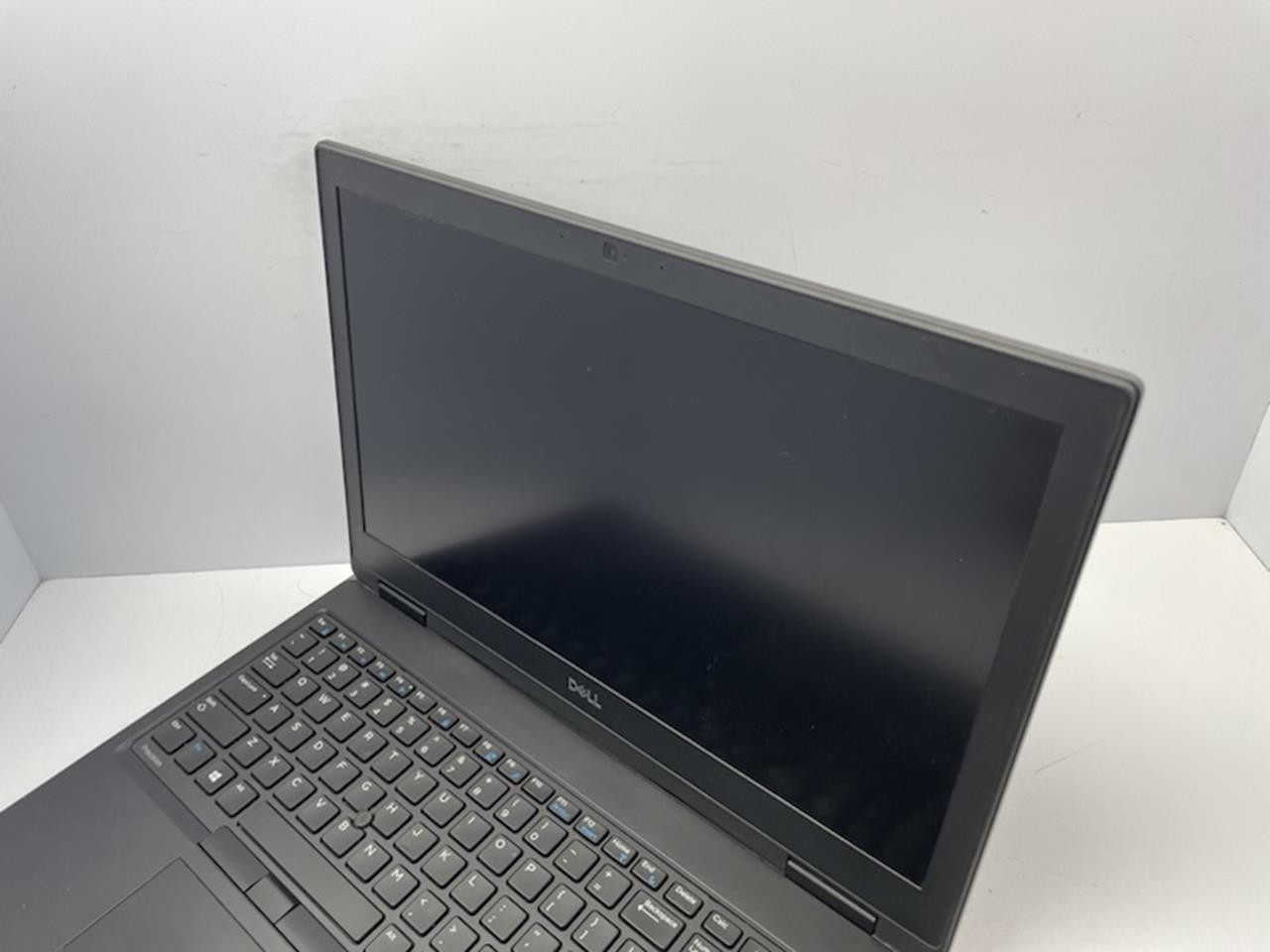 DELL PRECISION 7530 Laptop w/ Intel Core i7-8850H 2.60 GHZ + 32 GB No HD/Battery