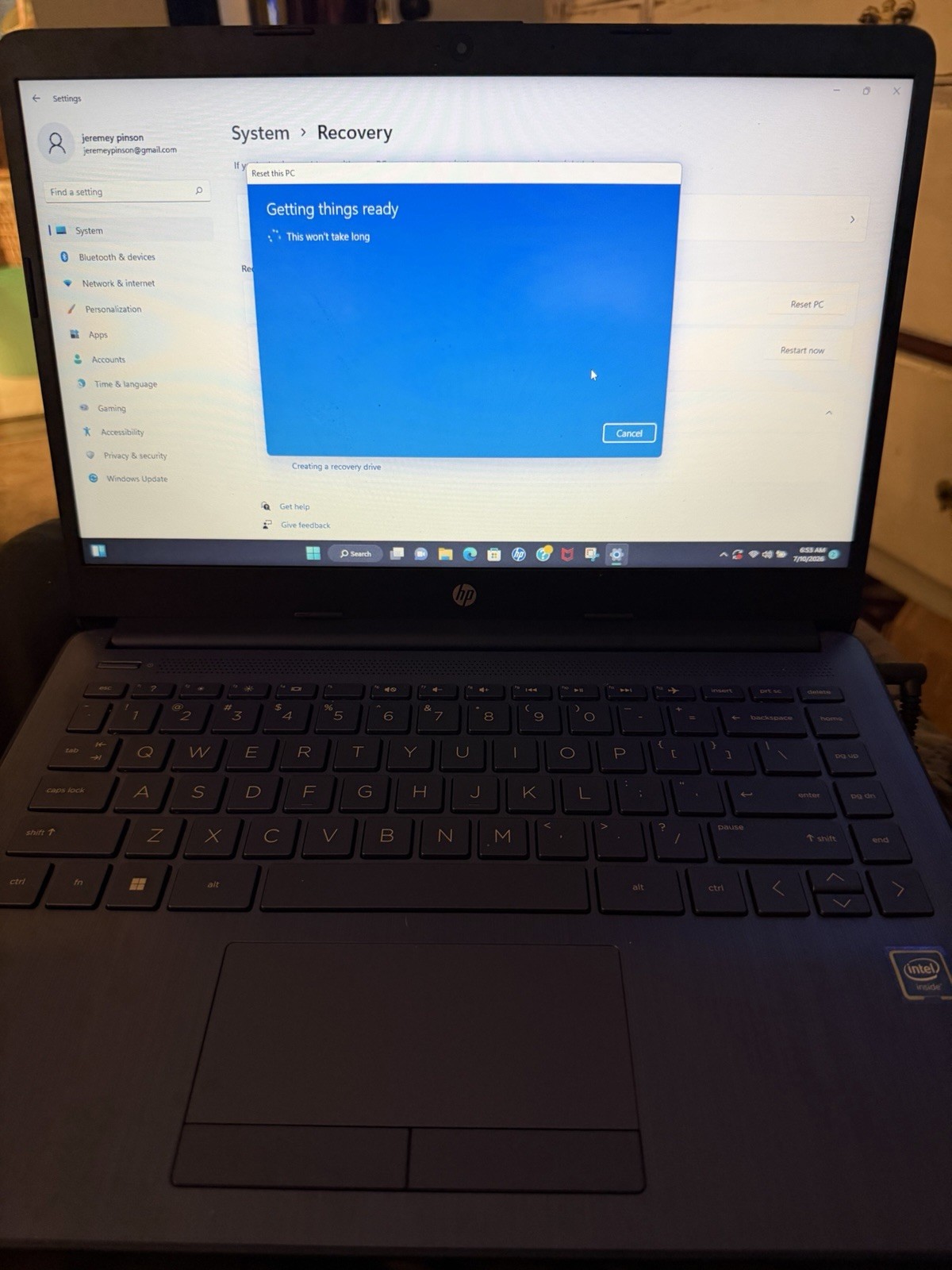HP 14-cf2111wm 14″ Laptop Blue Intel Processor Windows 11 W/charger EUC