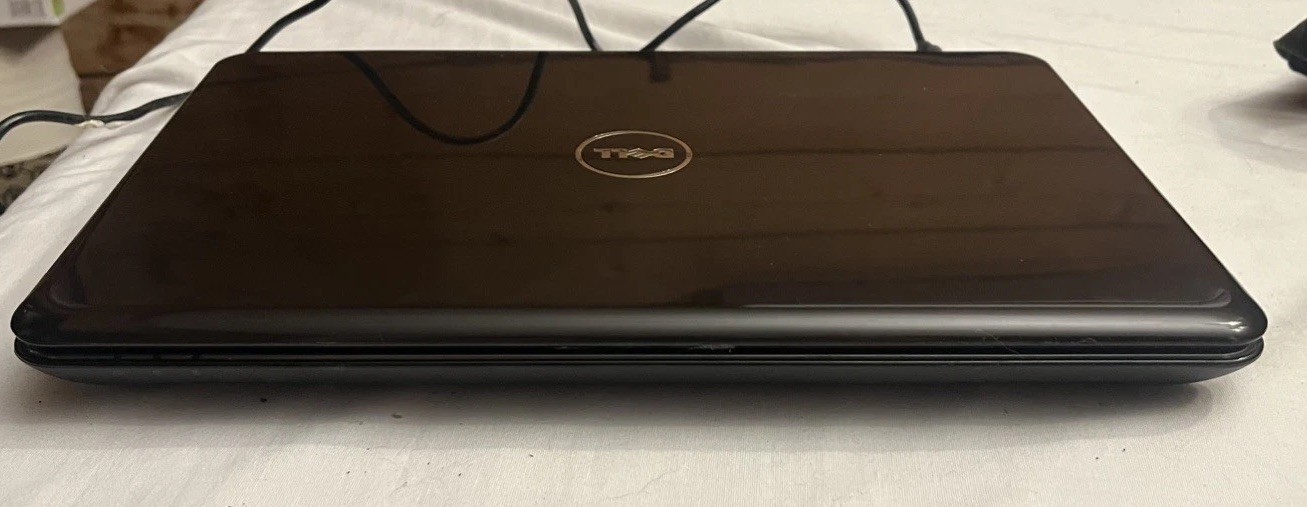 Dell Inspiron N4010 Reg Model: P11G, Laptop Bundle, SRS Premium Sound, Untested