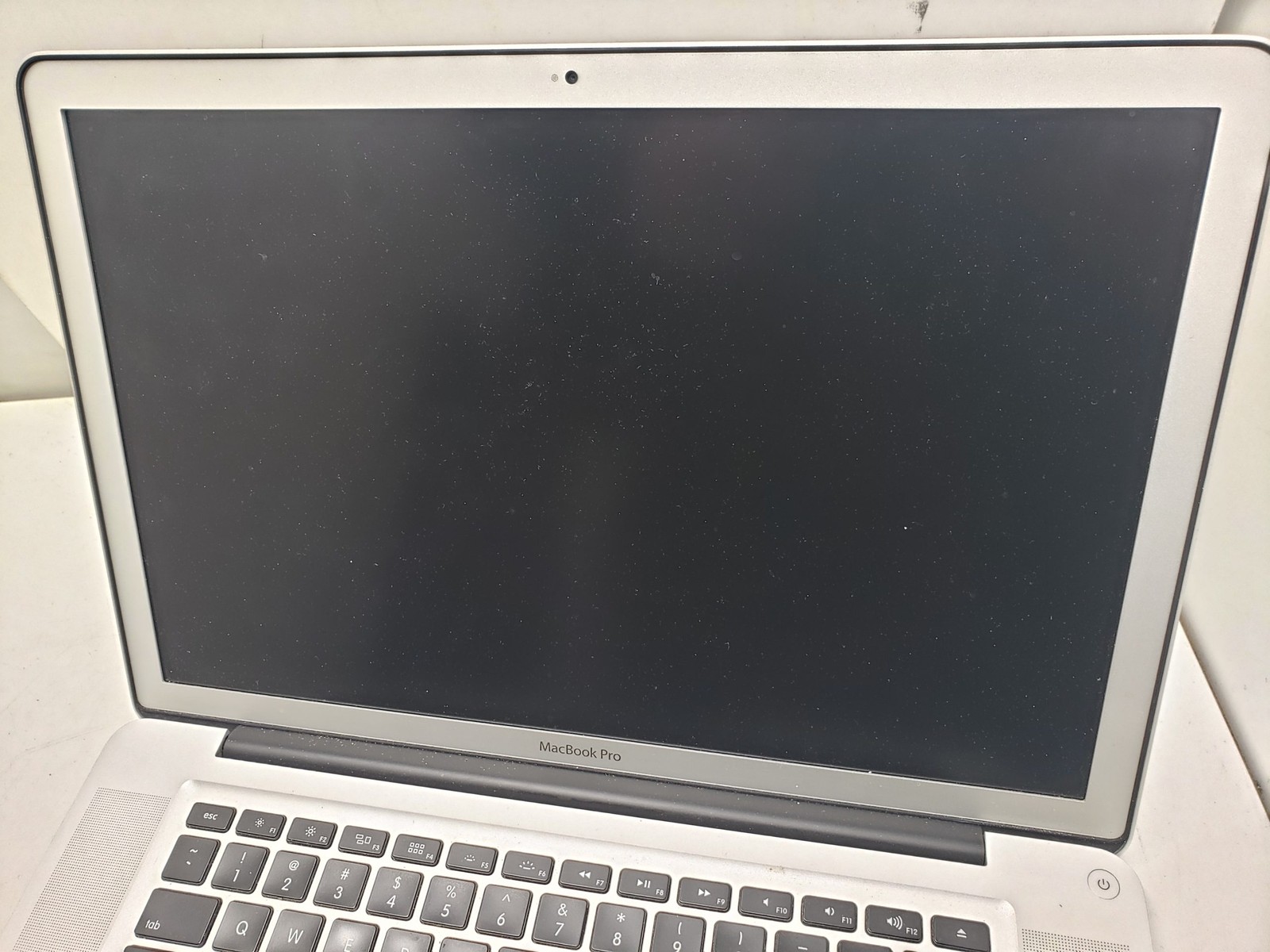 Macbook pro A1286 – no HDD – for parts or repair