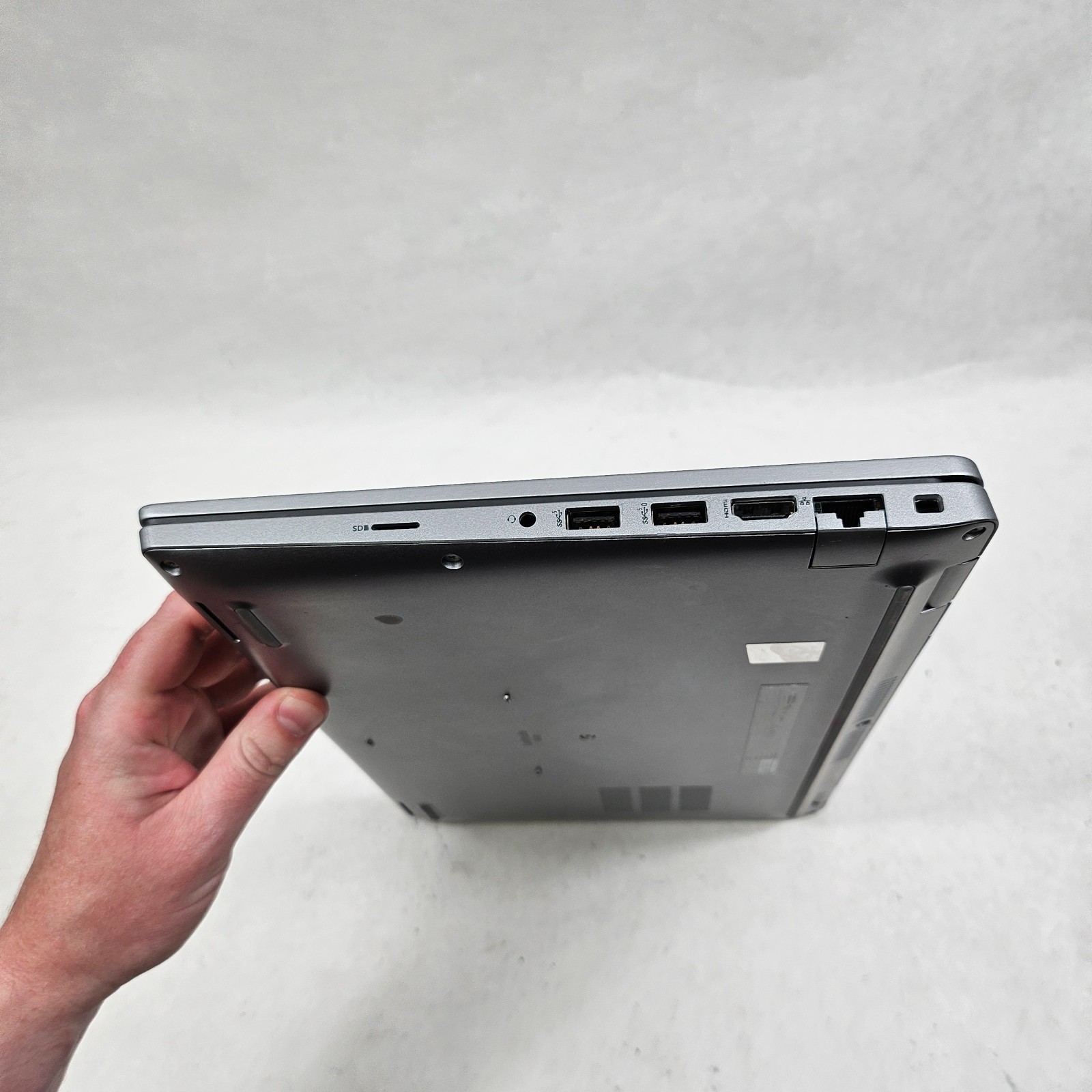 Dell Latitude 5430 14″ FHD Touch Core i7-1265U vPro 1.80GHz 512GB SSD 16GB RAM