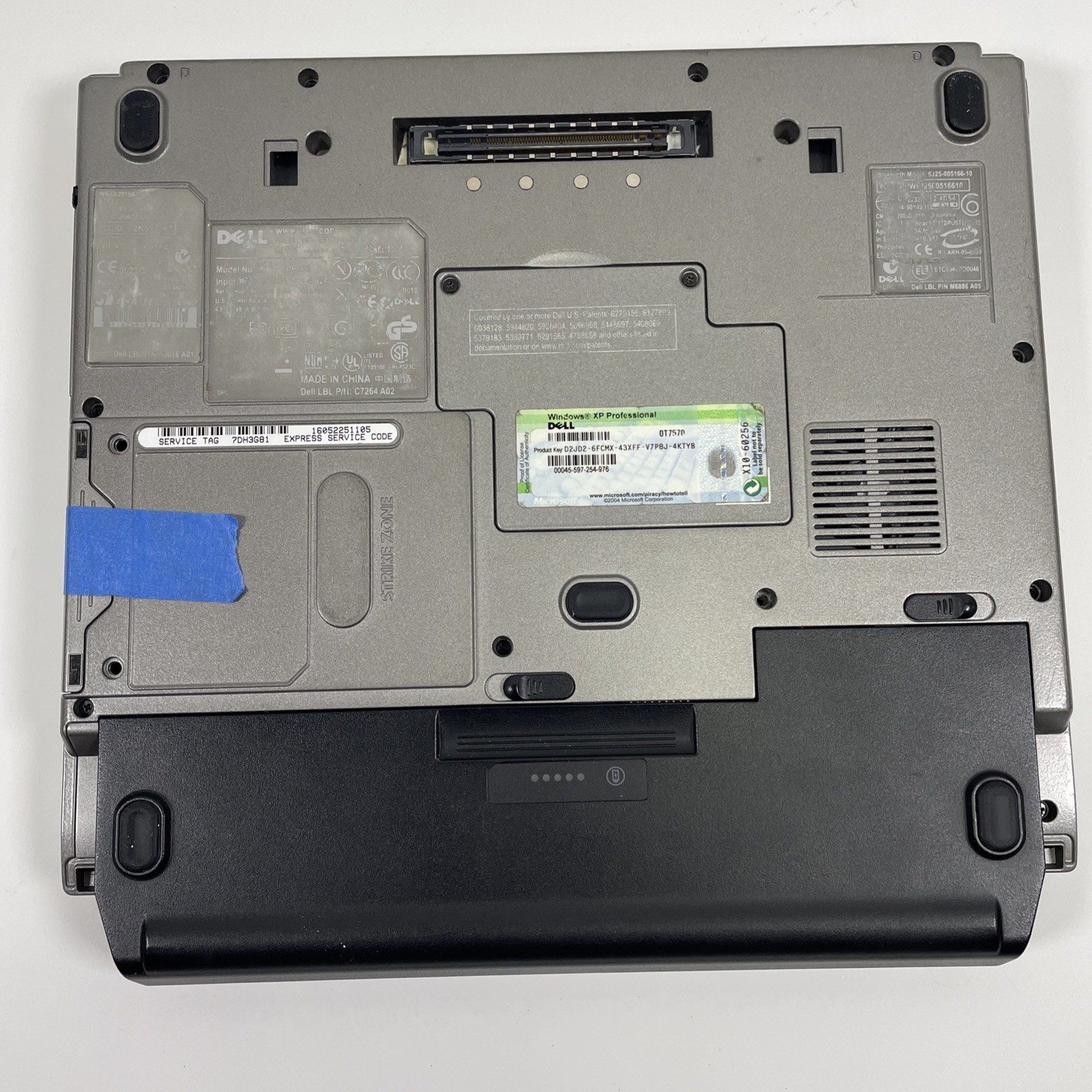 DELL LATITUDE D410 – No Hard Drive – INTEL CENTRINO – 2 GB RAM *READ DESCRIPTION