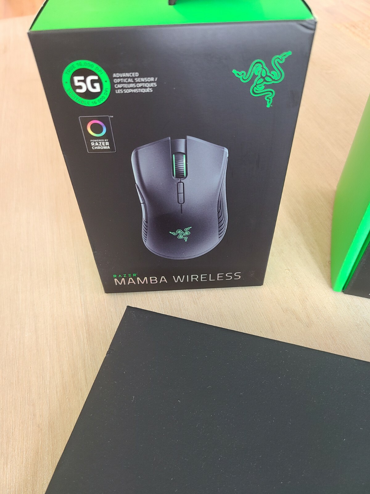 2018 Razer Blade 15 Advanced 144hz 1070 Max-Q 16gb RAM 512 SSD (Bundle)