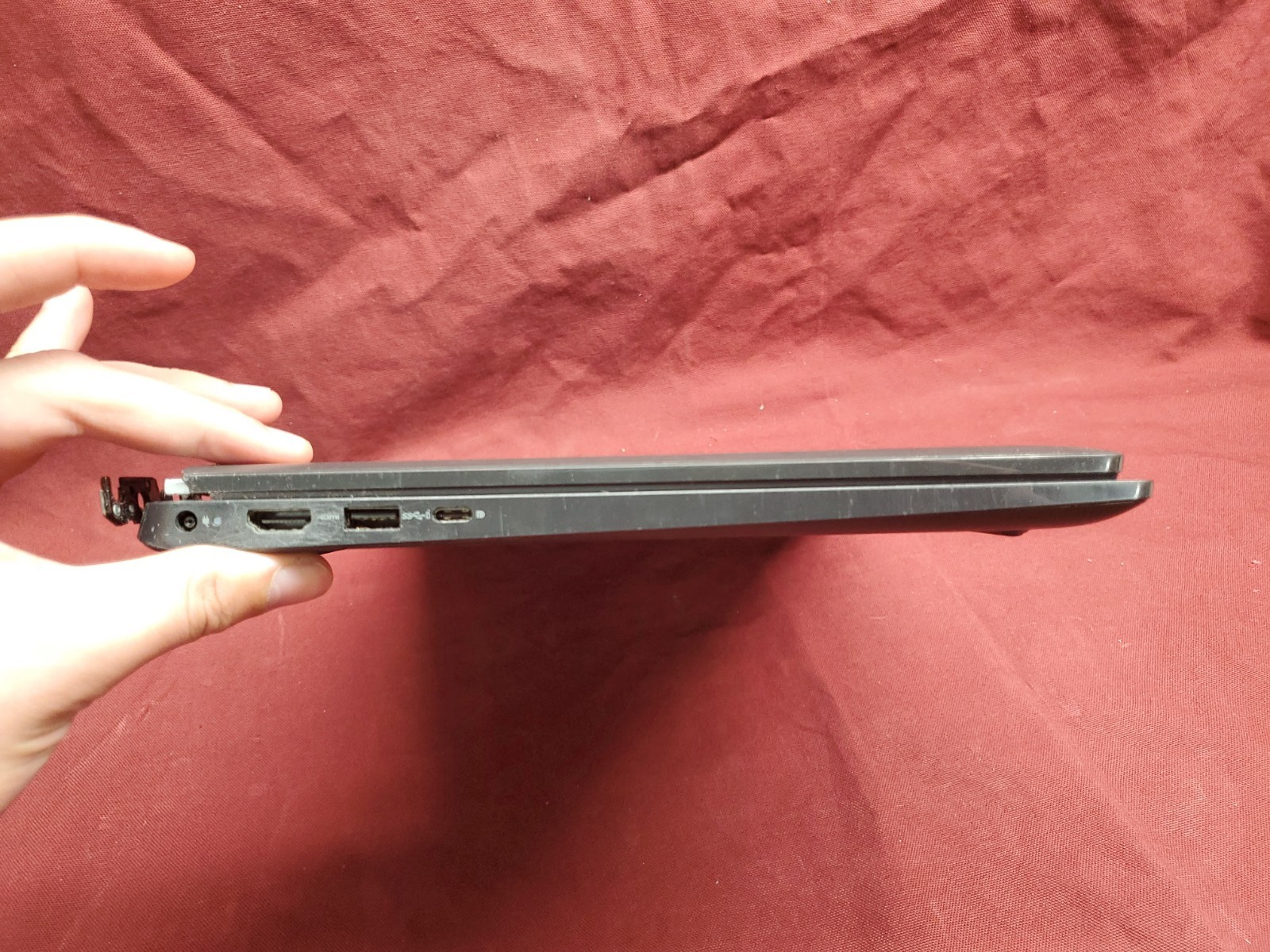 Dell Latitude 3520 i5 1135G7 2.40GHz/ 4GB/ NO SSD *Parts* #2844