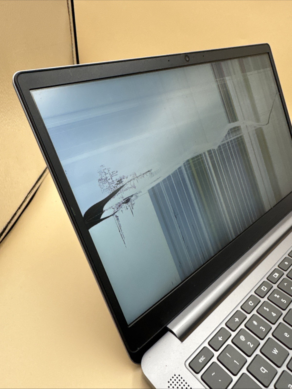 Lenovo IdeaPad 3 Chrome 14M836 14″ 64GB eMMC, MediaTek MT8183, 2.00 GHz *READ*