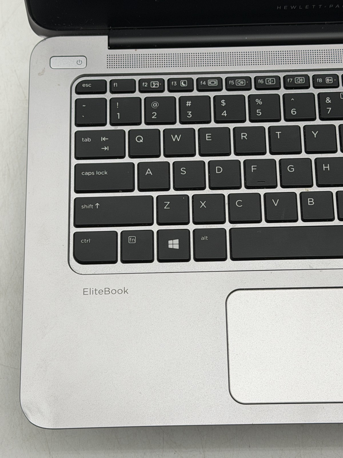 HP EliteBook Folio 1020 G1 M-5Y71 12.5in 8GB 256GB – NO OS – {READ}