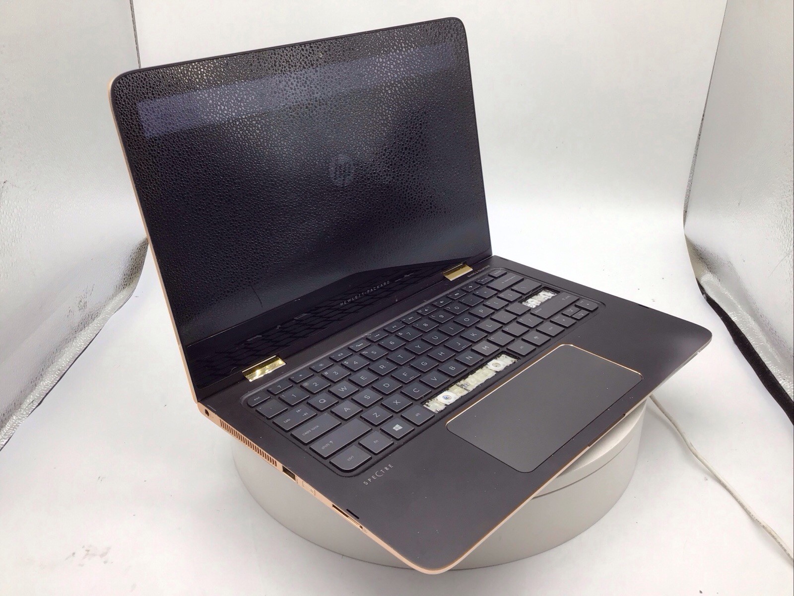 HP Spectre x360 13.3″ Laptop i7-6700U 16GB RAM 512GB SSD Windows 11 Pro Used RD