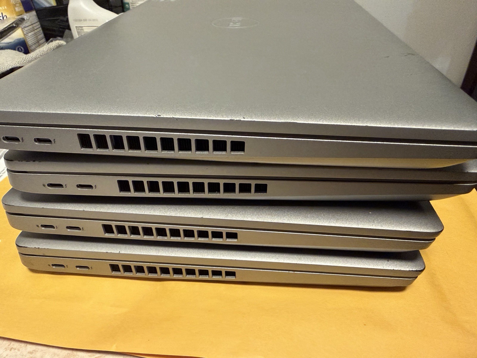 Dell 15.6″ Precision 3571 i7-12700H 2.4GHz 16GB RAM 512GB SSD No ac