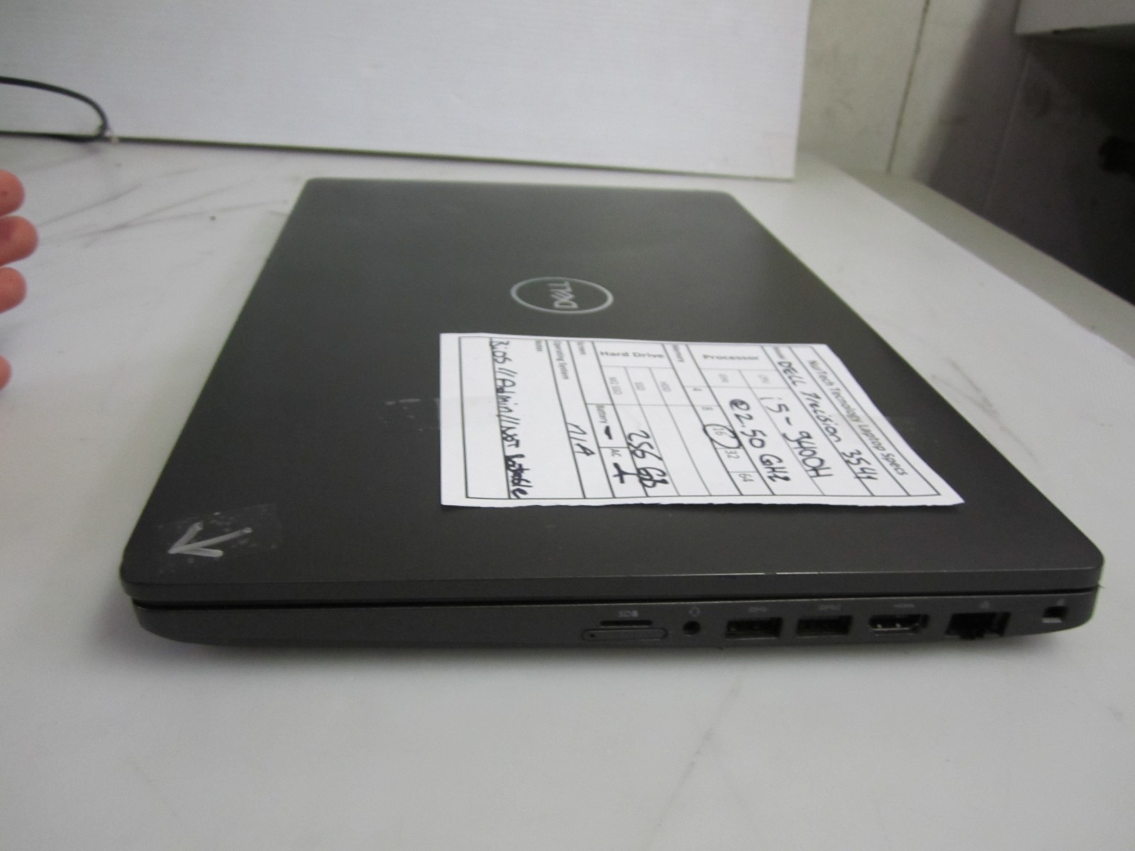 Dell Precision 3541 i5-9400H 16GB 2.50GHz 256GB M2SSD Laptop + AC NOOS/BTRY BIOS