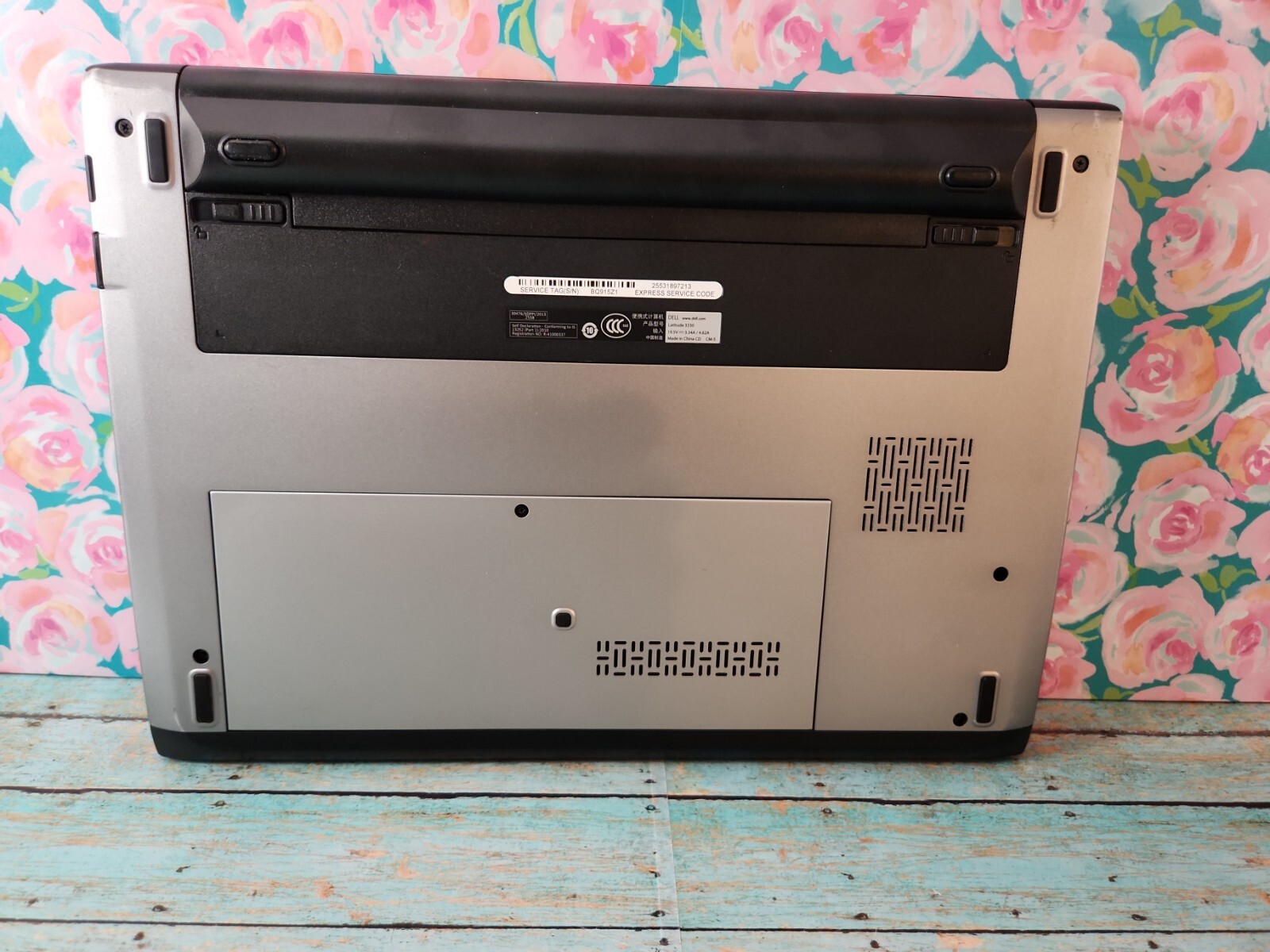Dell Latitude 3330 13.3″ intel i3-3217 Laptop 1.80GHz 8GB DDR3 120GB SSD