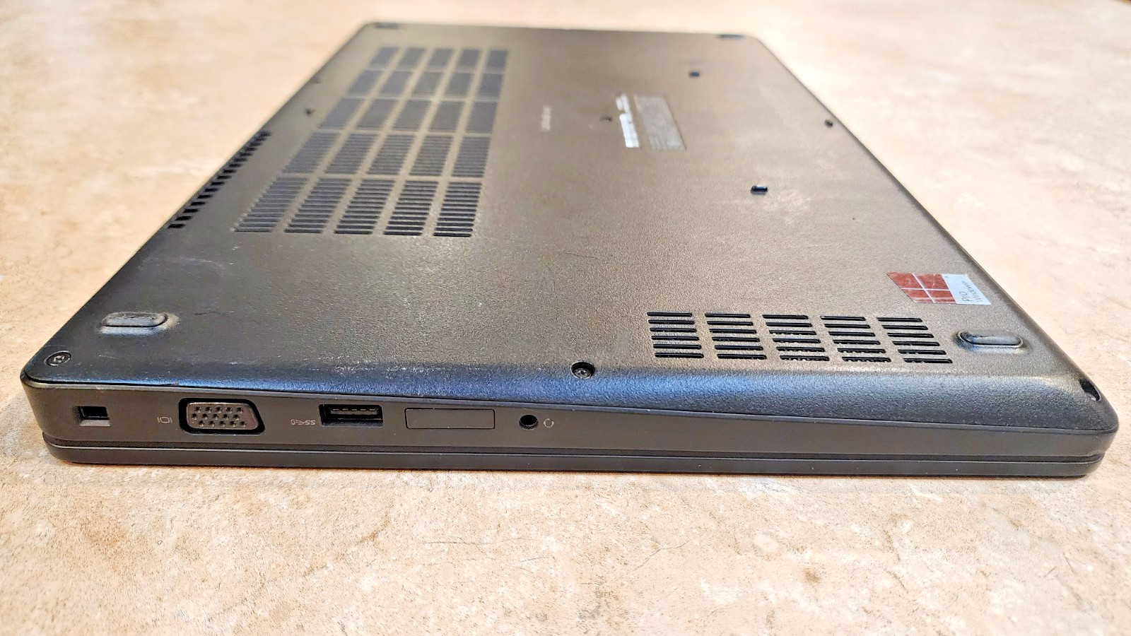 Dell Latitude 5591 15.6″ Quad-Core i5-8400H 16GB RAM 256GB SSD Win11 Pro Laptop