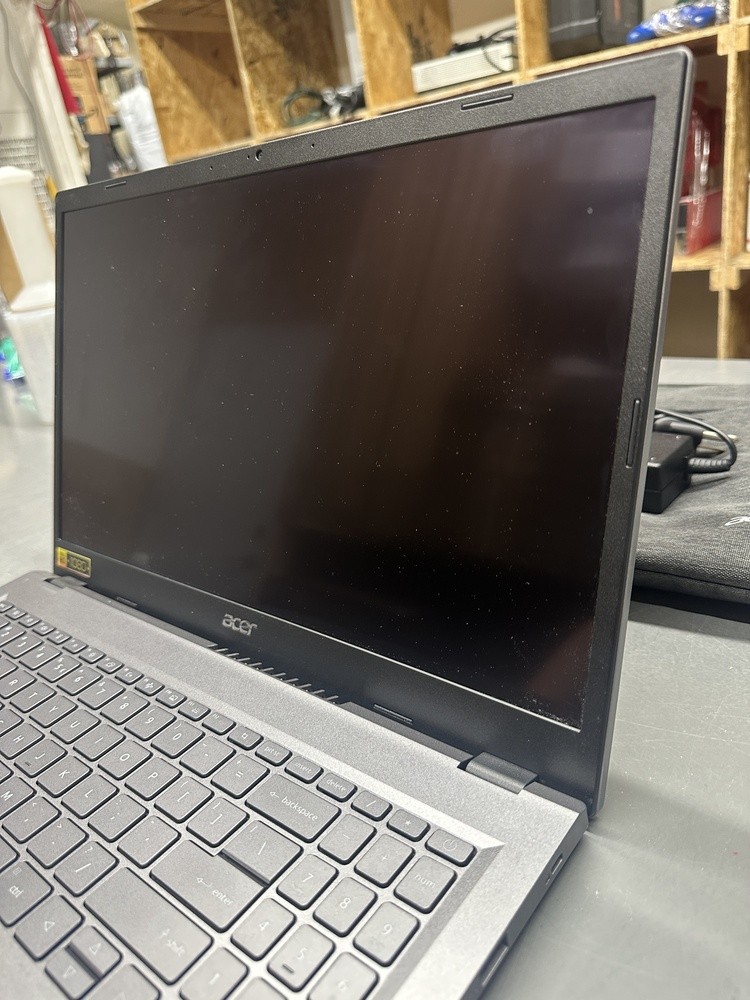 Acer Aspire 5 15 Laptop Used w/ Case and Charger