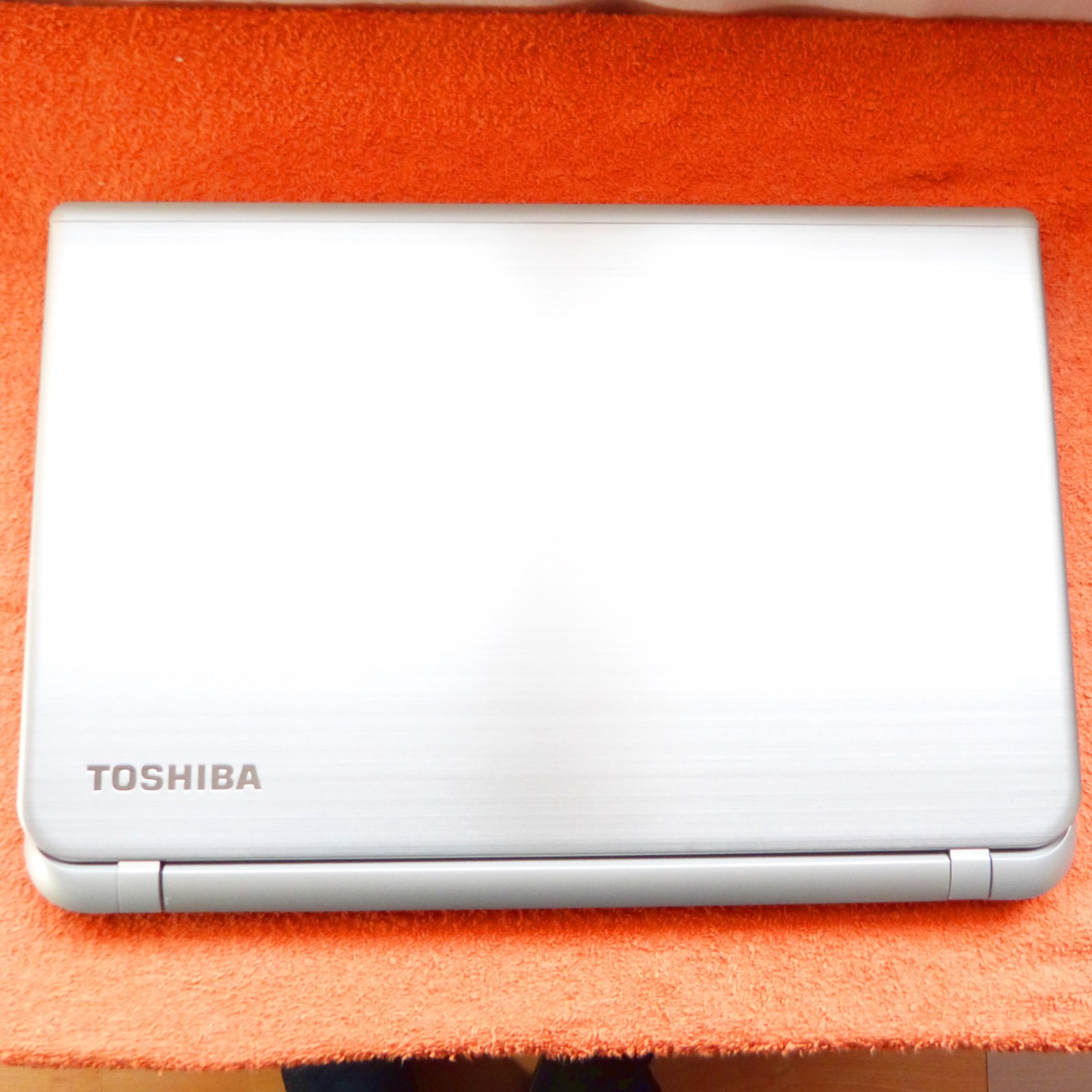 TOSHIBA S50 15″ ULTRABOOK HARMAN KARDON l Windows 10 HDMI AMD A10 QUAD CORE