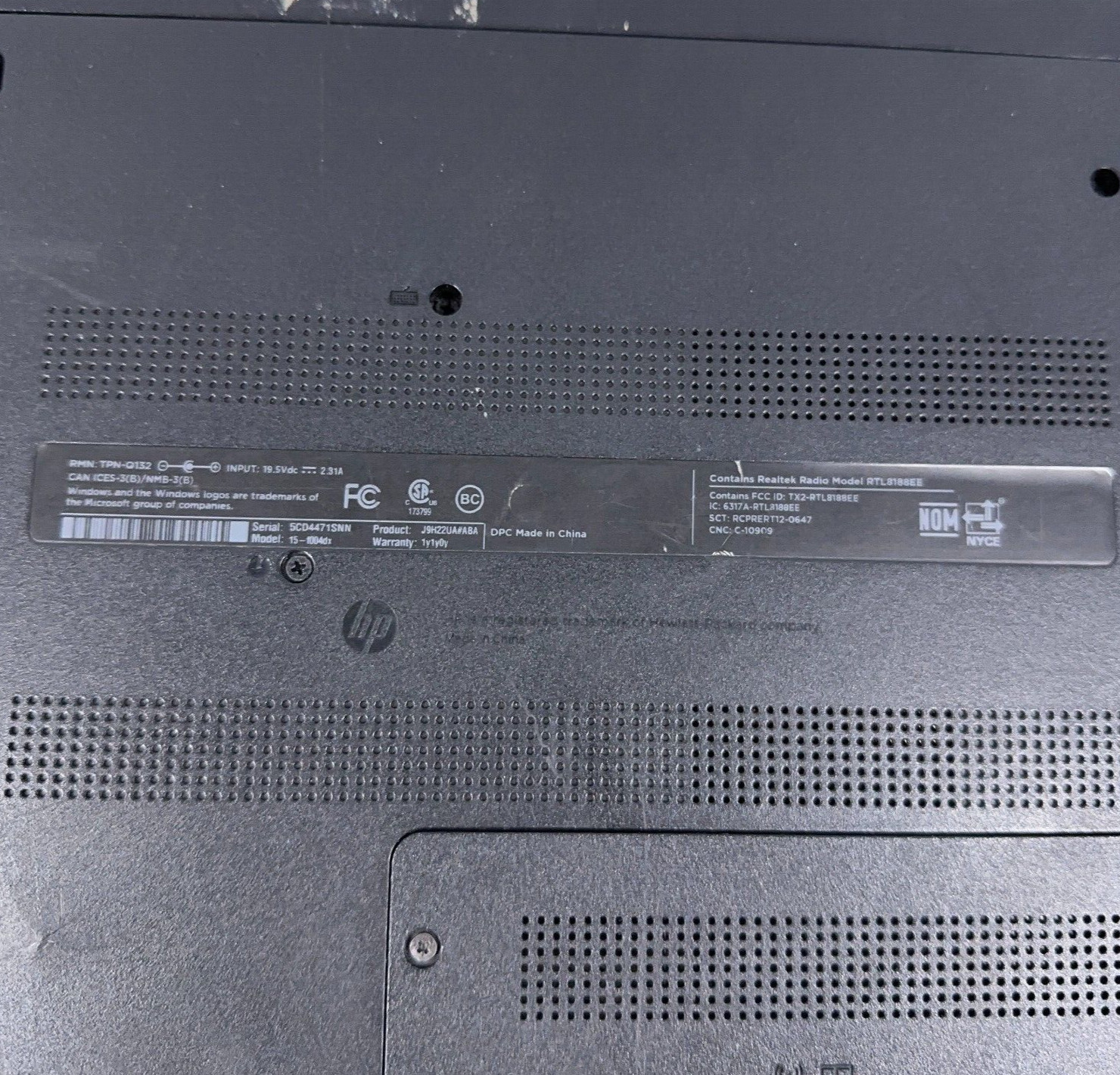 HP 15-f004dx AMD E1-2100 APU 1.0 GHz 8 GB RAM 500 GB HDD 15.6″ – For Parts