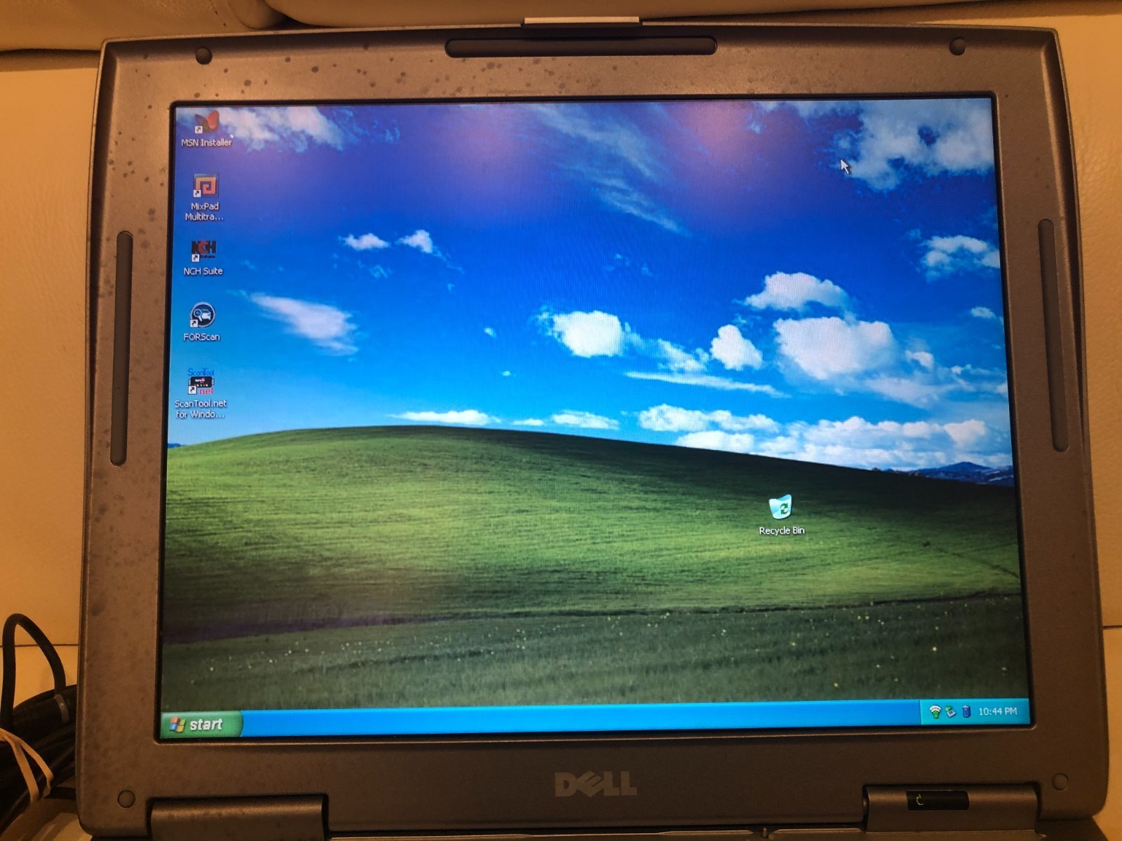 Dell Latitude D510 Laptop Intel Pentium M @ 1.73 Ghz Windows XP 2 Gb Of RAM