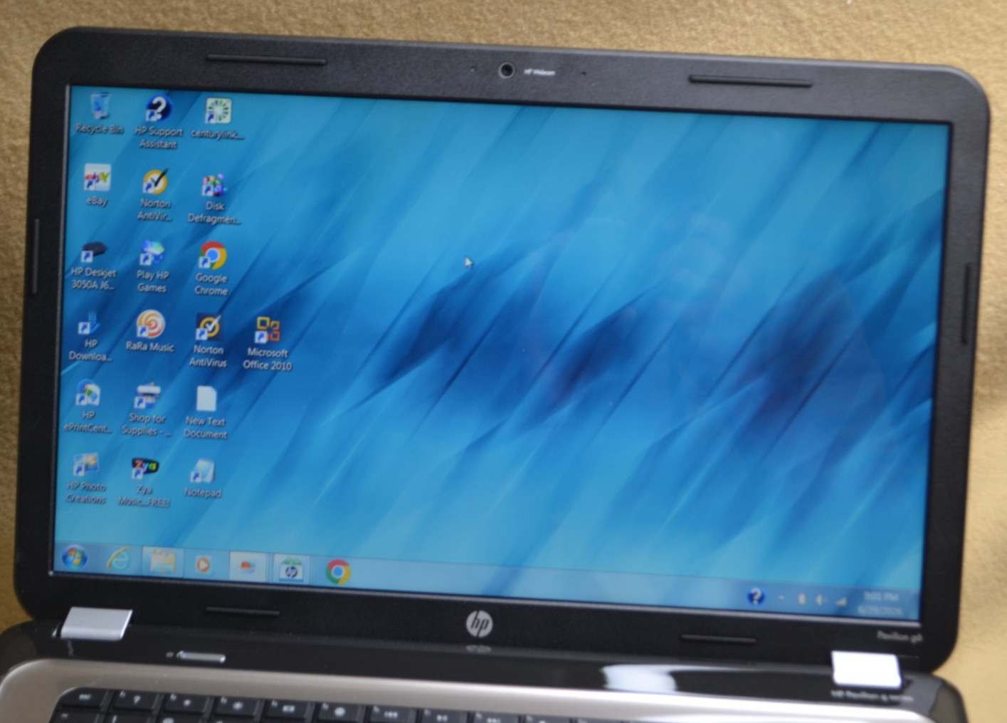 HP Pavilion G6-1d08dx 15″ Laptop w/Adapter Win 7 4GB Ram 320GB HD Pentium B950