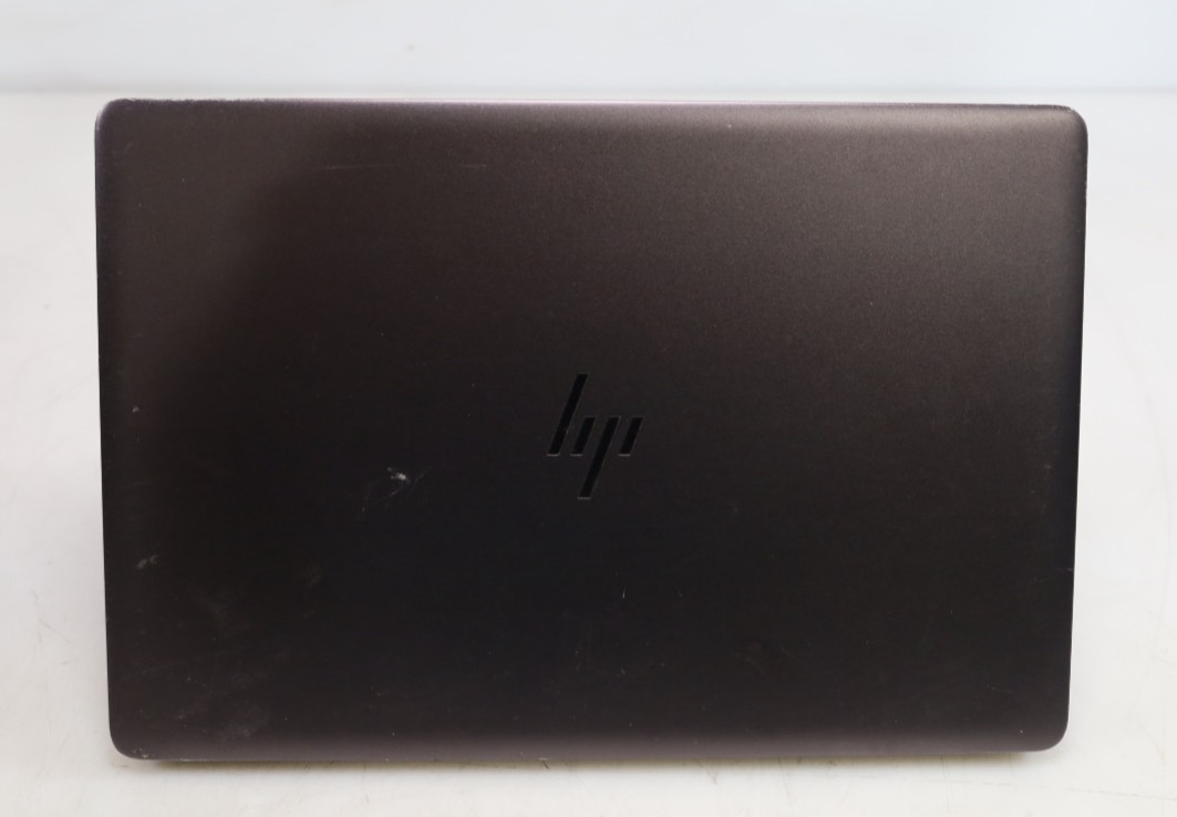 HP ZBook Studio G4 15.3″ Intel i7-7700HQ 8GB DDR4 256GB SSD No COA OS