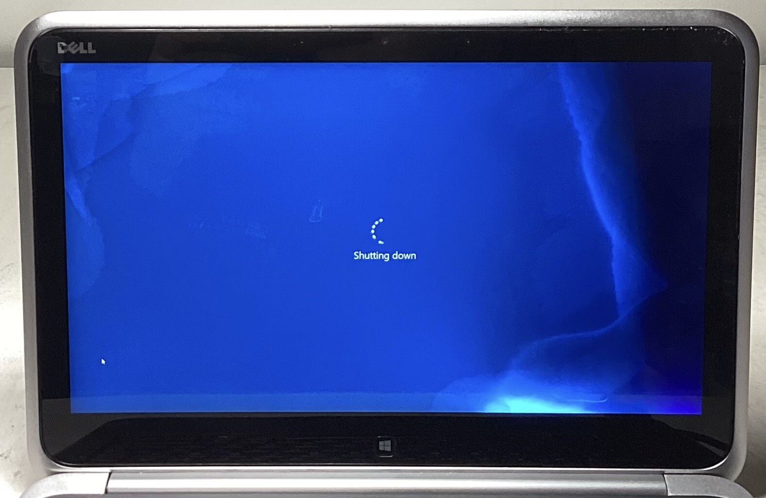 Dell XPS Intel i5-4200U @ 1.60GHZ 4GB RAM 128GB SSD *BAD DISPLAY/SEE PICS*
