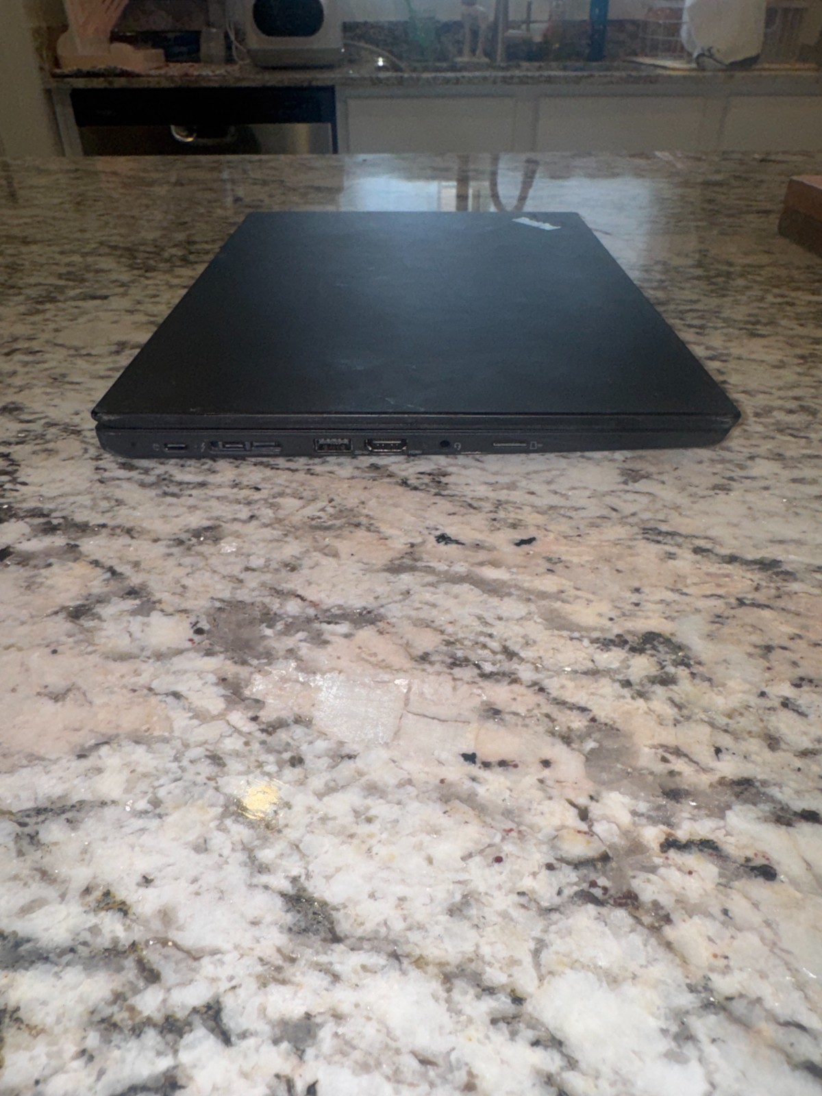 Lenovo ThinkPad T490 14” i7-8565U 1.8Ghz 8GB RAM 256GB NVMe Win 11 Pro