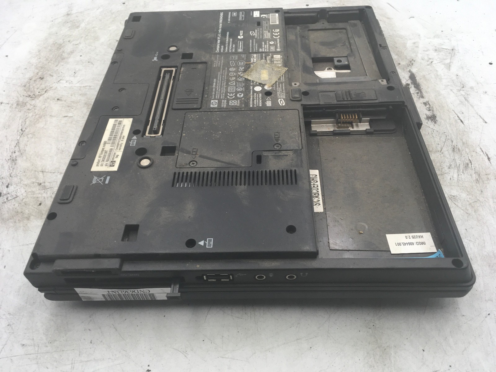 HP COMPAQ NC4400 – BOOTS TO BIOS – INTEL CENTRINO – 512MB RAM – READ DESCRIP -BB